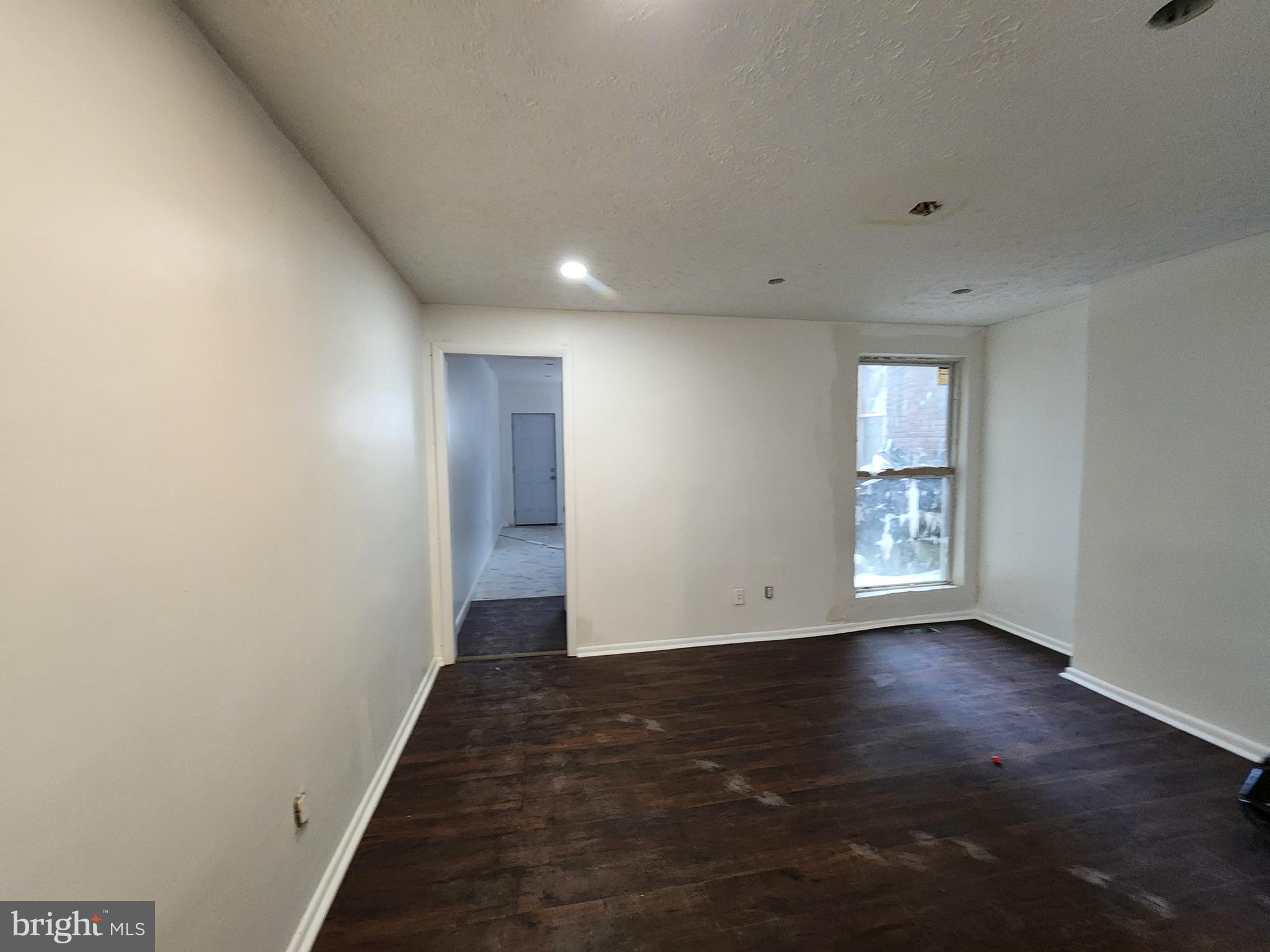 HARLEM PARK - Residential Income