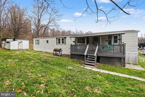 55 HELENA LANE CARLISLE PA 17015