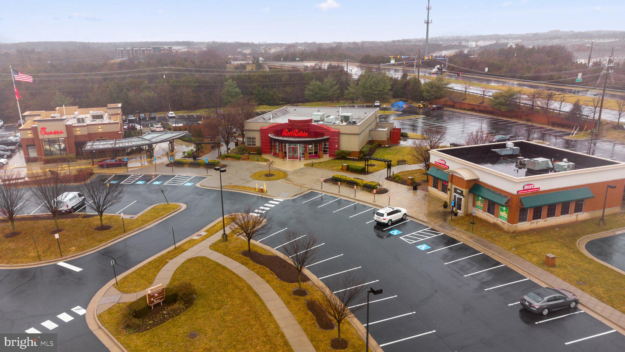 METRO WALK AT MOOREFIELD STATION - Residential