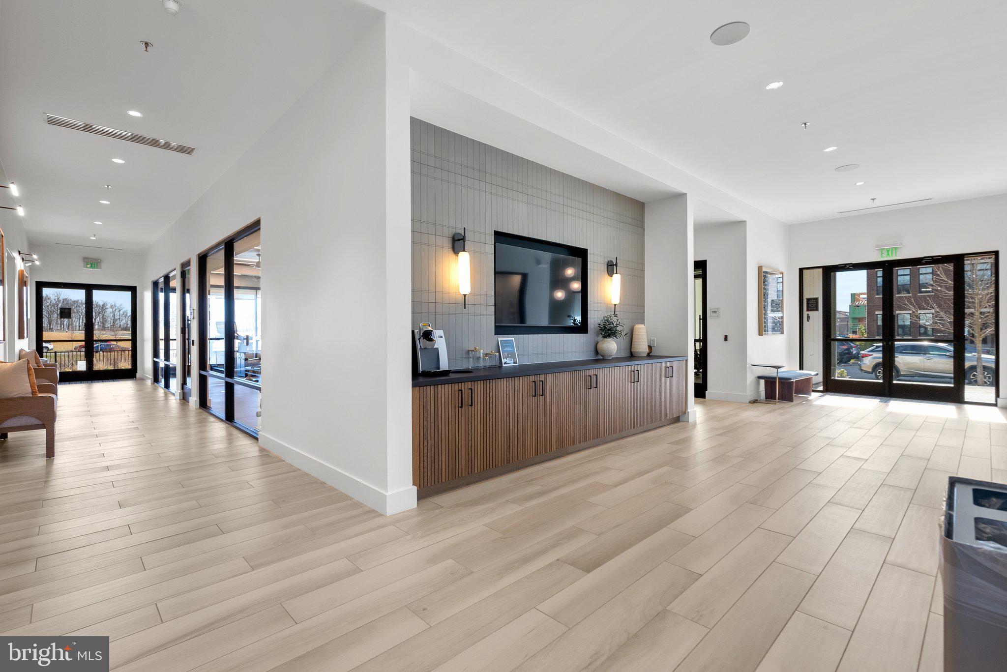 METRO WALK AT MOOREFIELD STATION - Residential