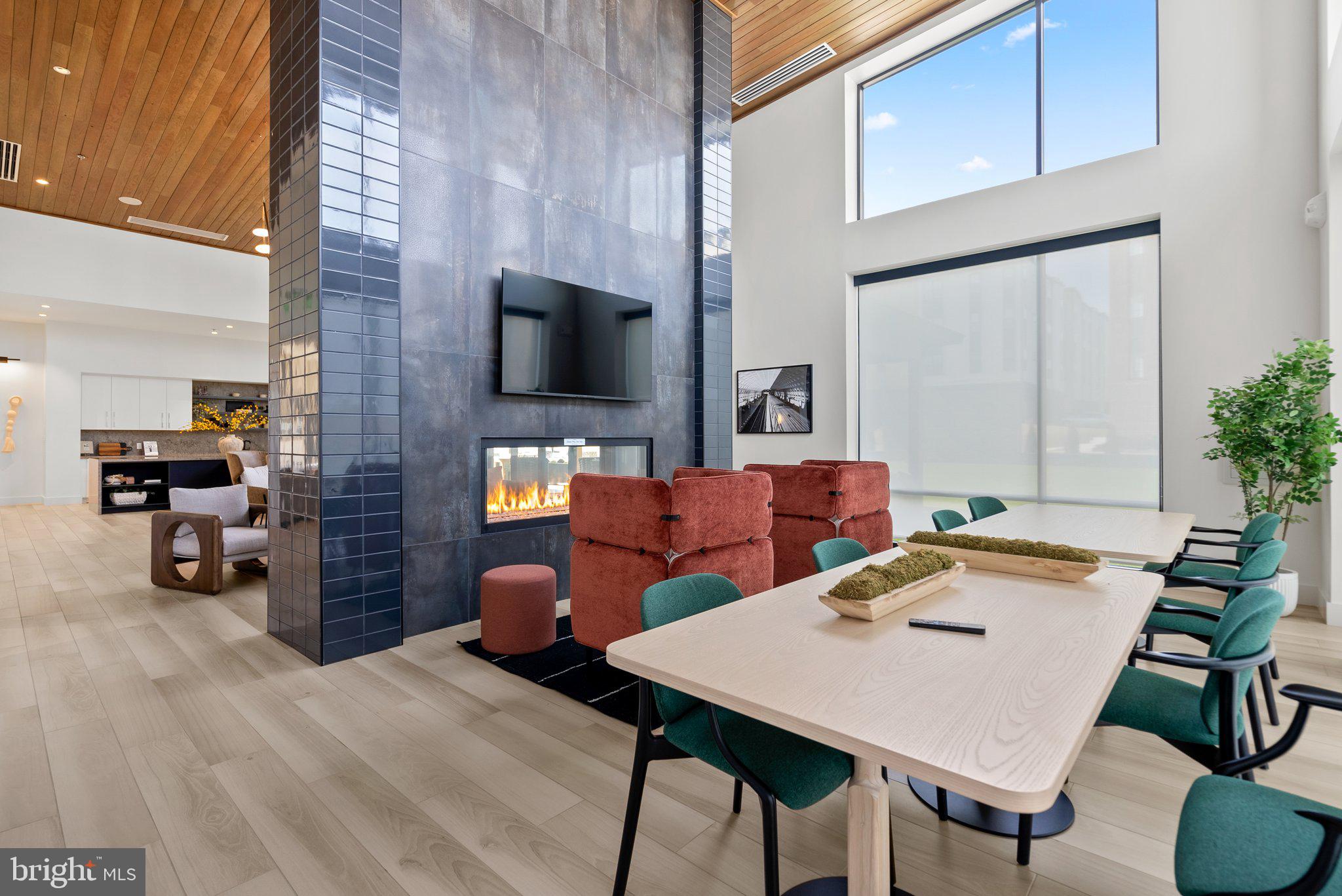 METRO WALK AT MOOREFIELD STATION - Residential