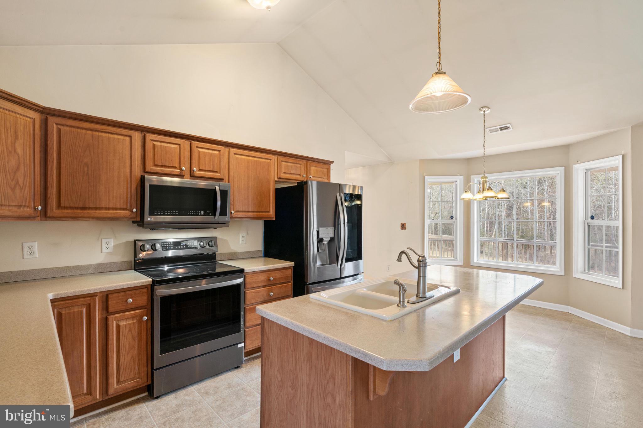 MERRY MEADOWS - Residential