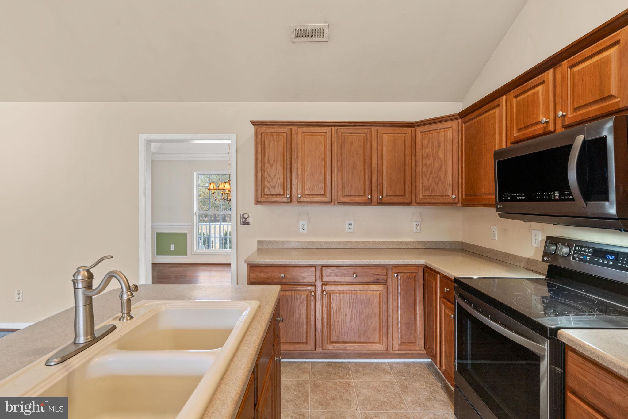 MERRY MEADOWS - Residential