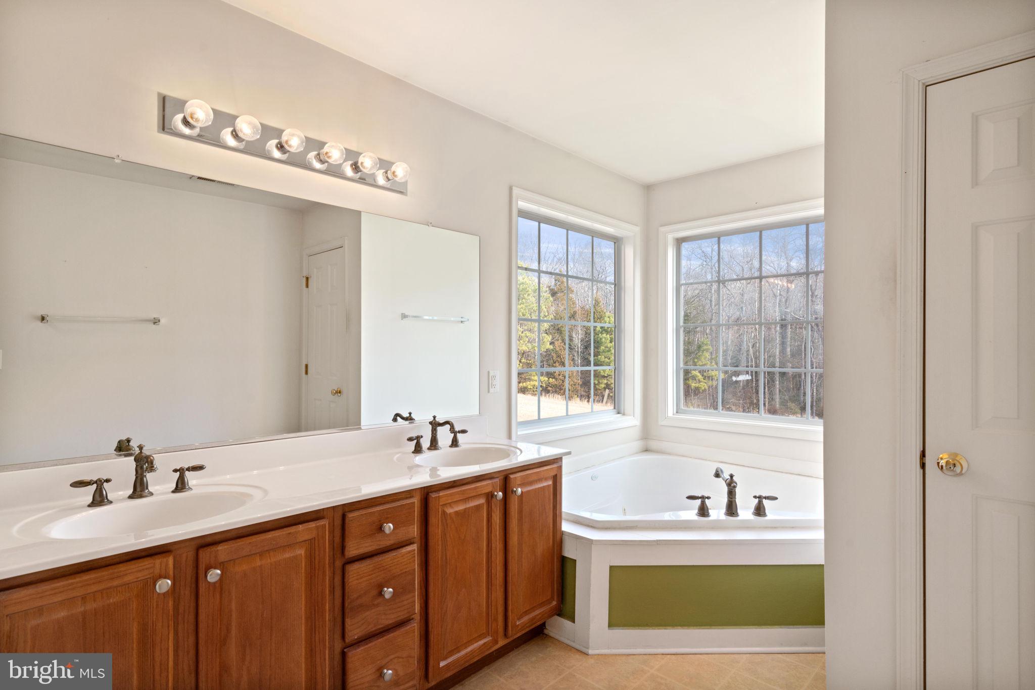 MERRY MEADOWS - Residential