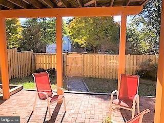 KINGSTOWNE - Residential Lease