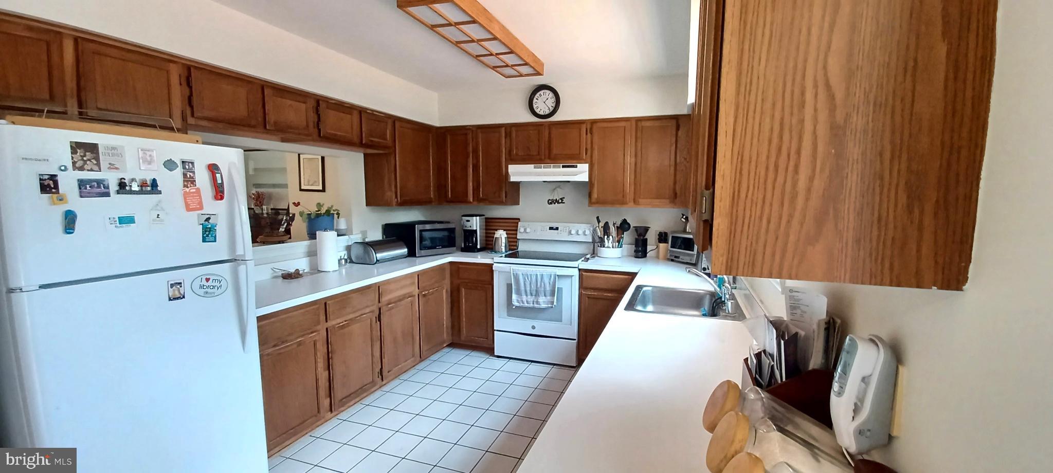 KINGSTOWNE - Residential Lease