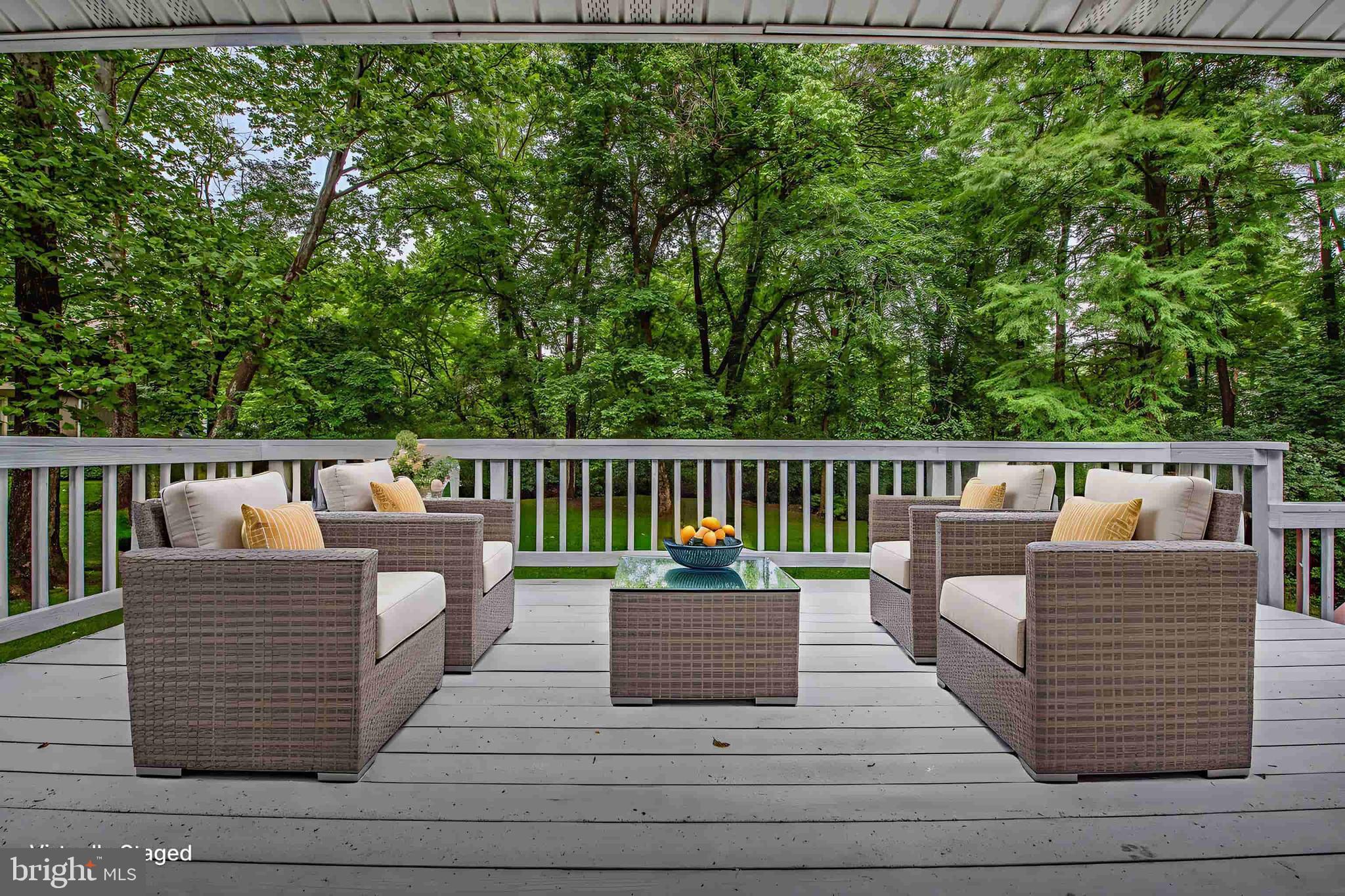 CARDEROCK SPRINGS - Residential