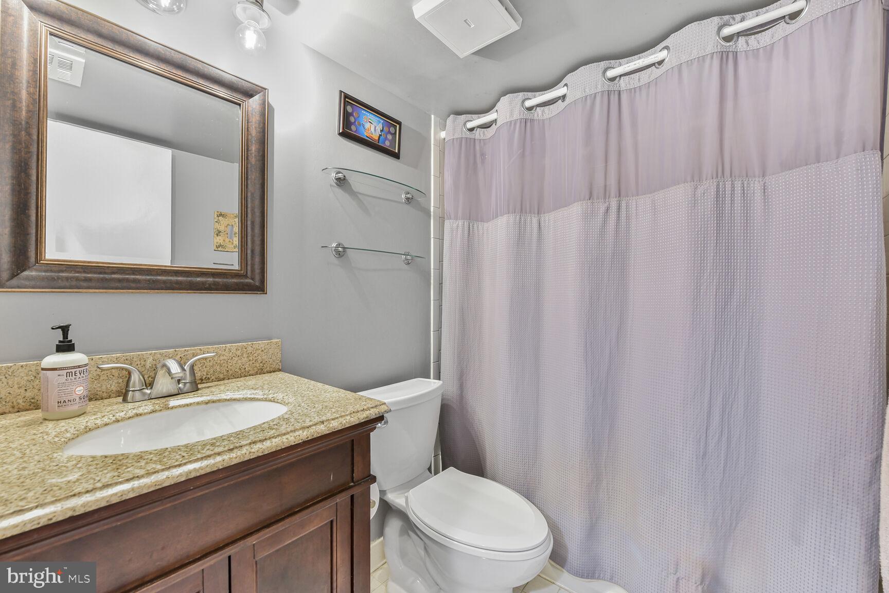 CARDEROCK SPRINGS - Residential