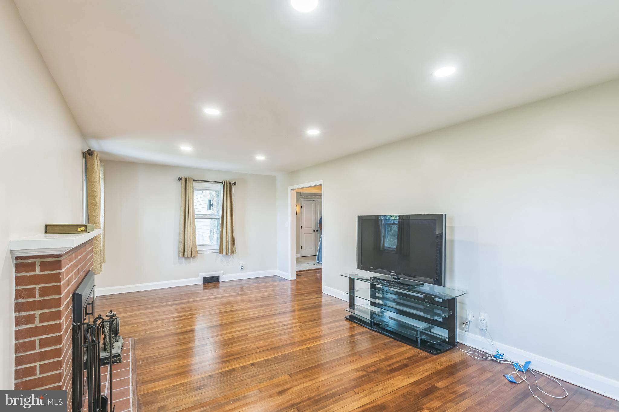 GREENSPRING VALLEY - Residential