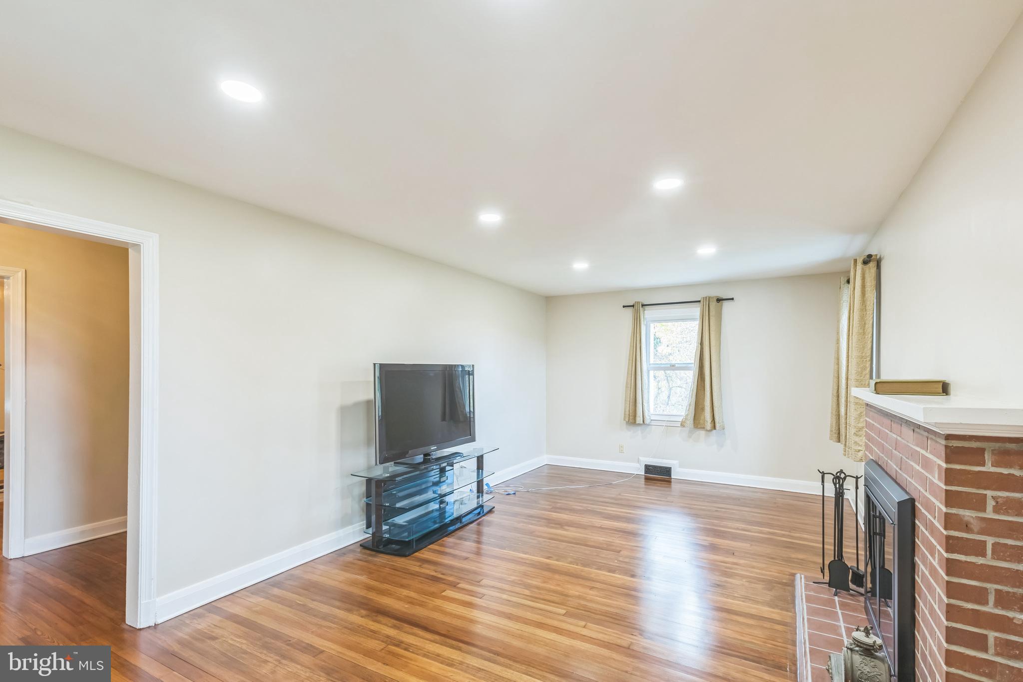 GREENSPRING VALLEY - Residential