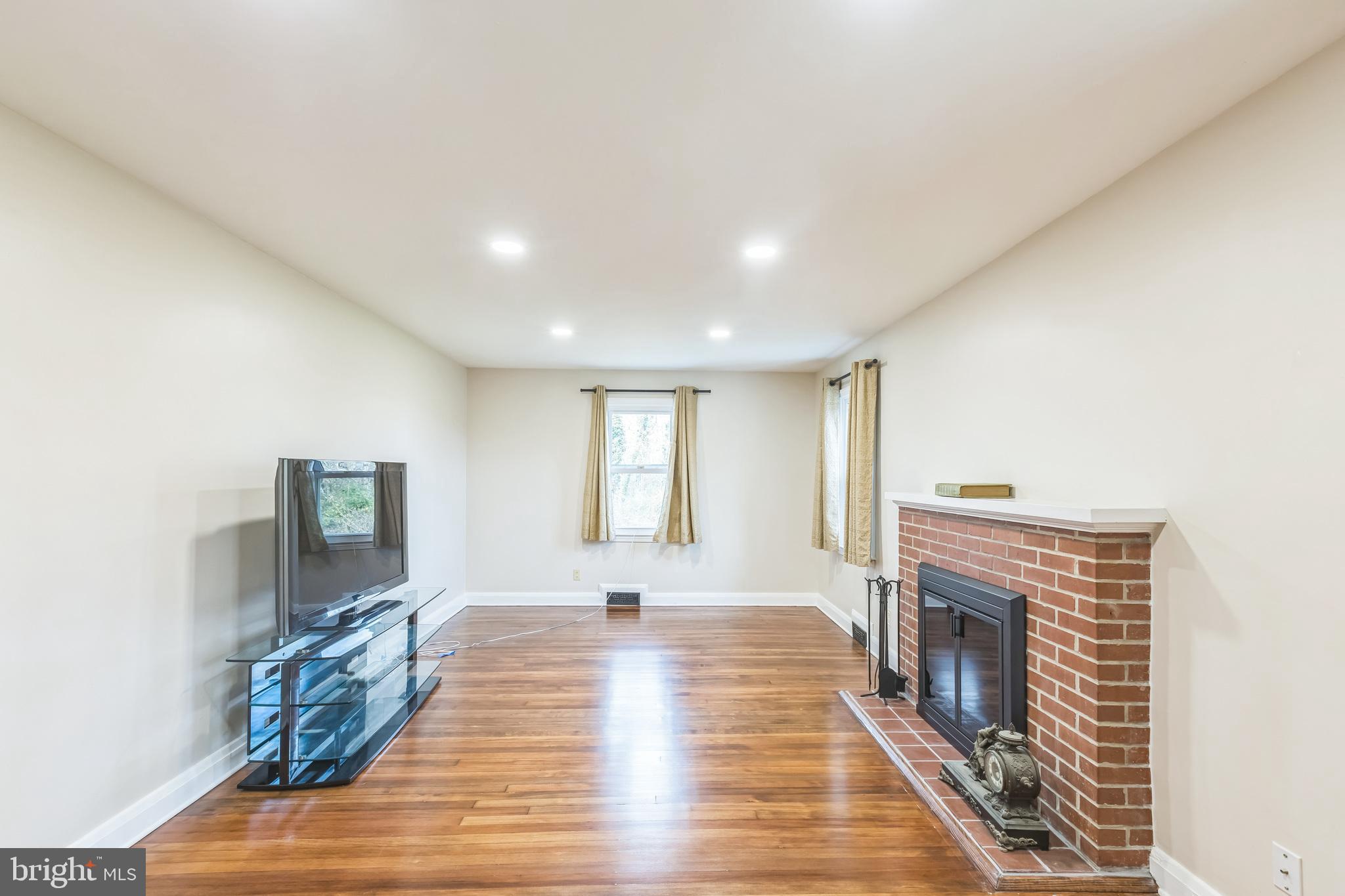 GREENSPRING VALLEY - Residential