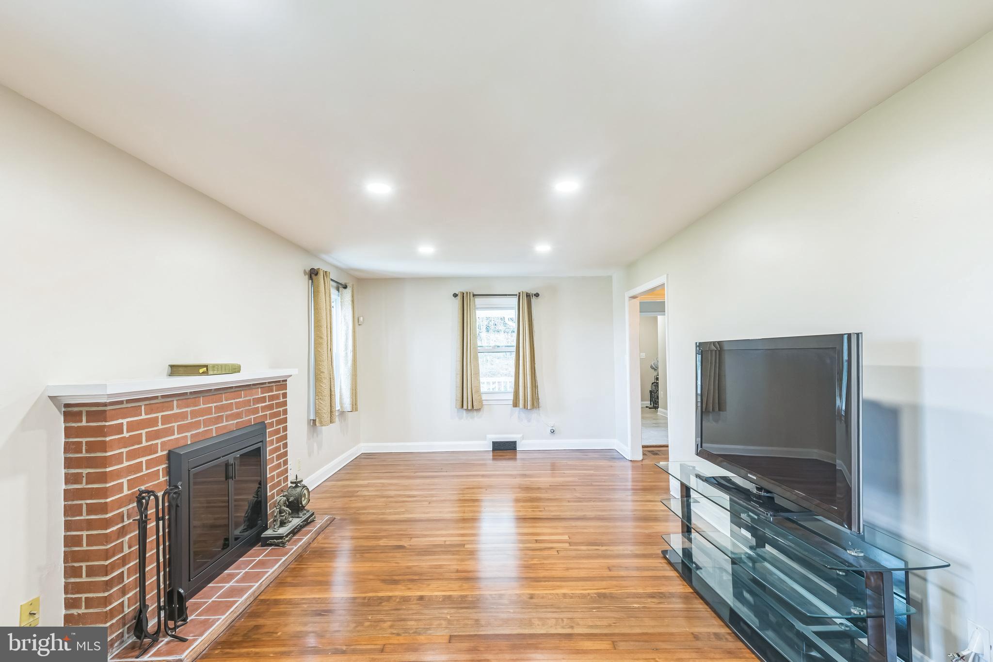GREENSPRING VALLEY - Residential