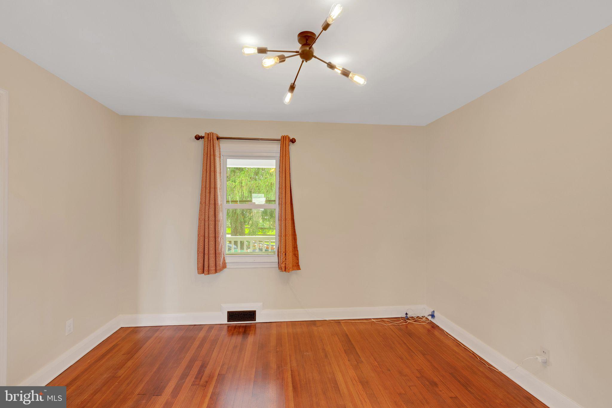 GREENSPRING VALLEY - Residential