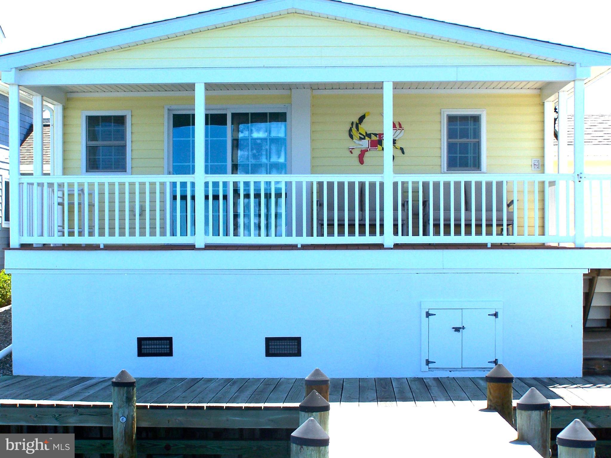 515 HARBOUR DRIVE