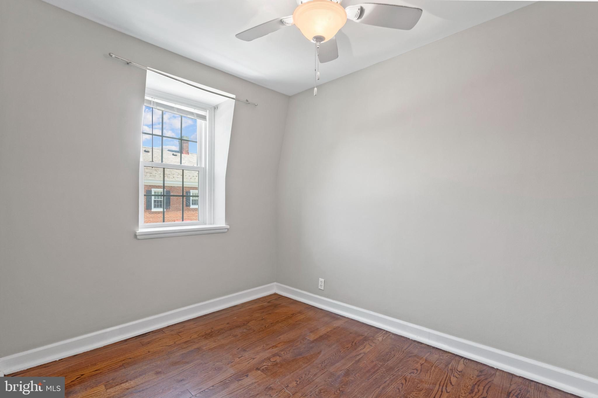 FAIRLINGTON MEADOWS - Residential Lease