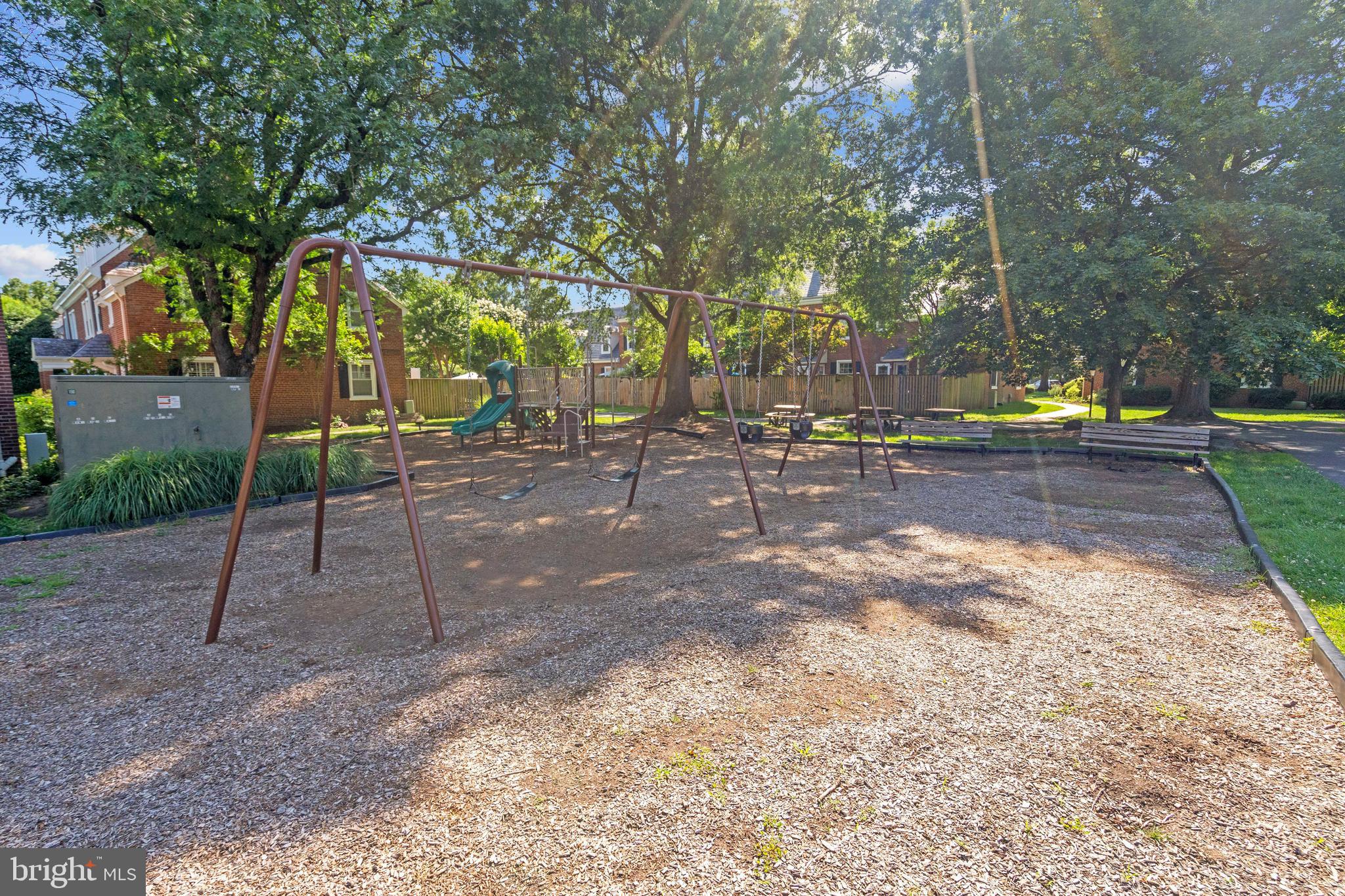 FAIRLINGTON MEADOWS - Residential Lease