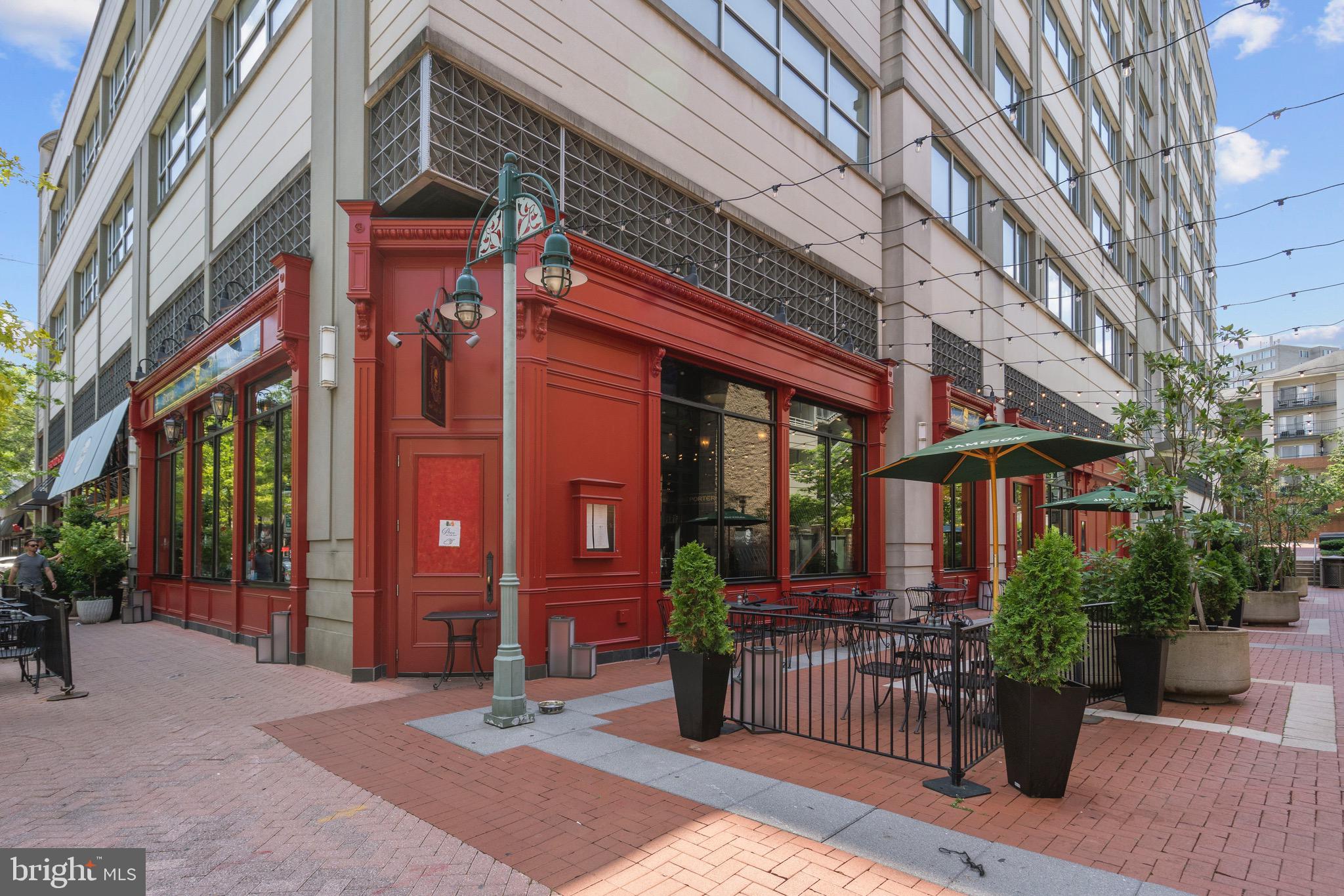 FAIRLINGTON MEADOWS - Residential Lease