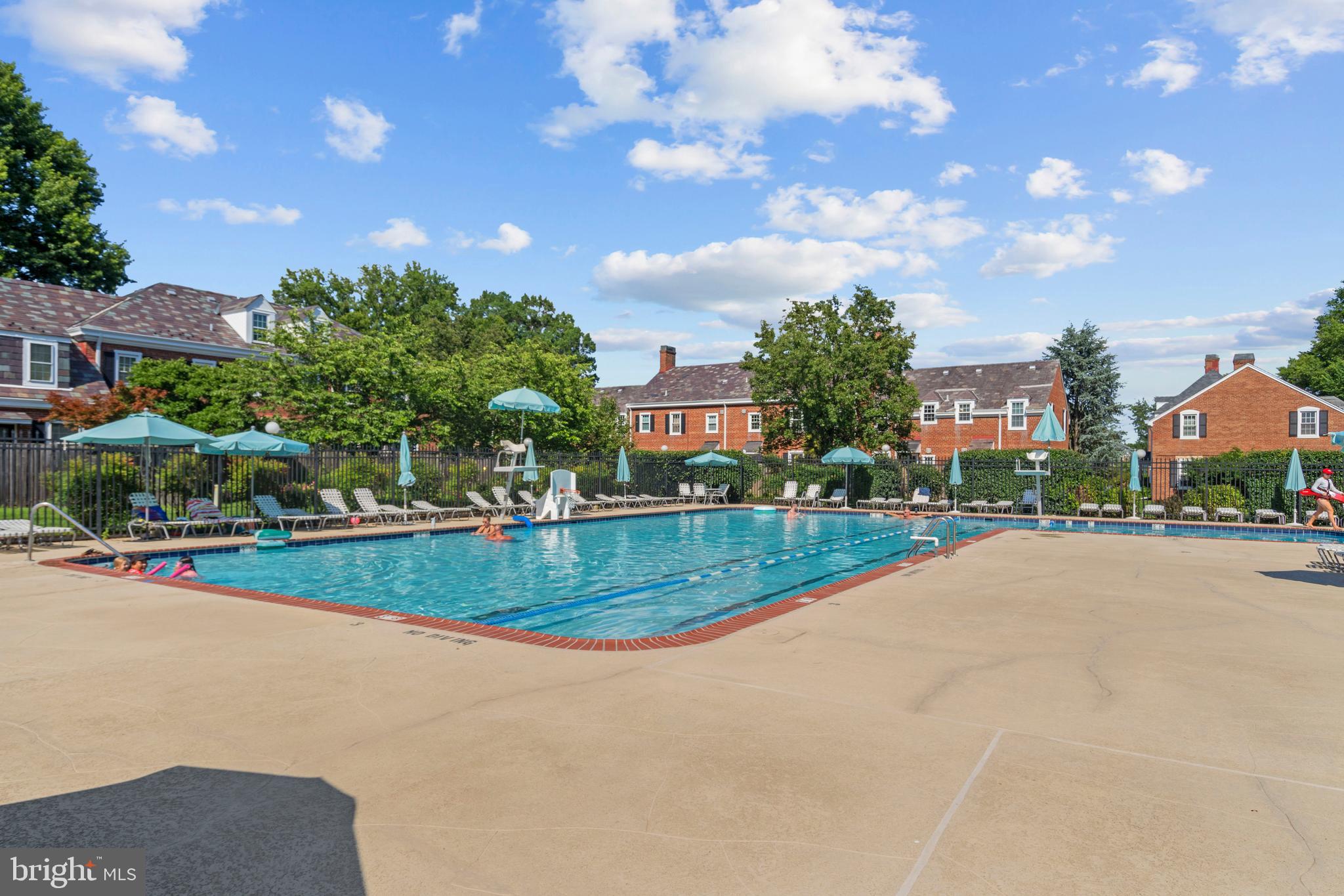 FAIRLINGTON MEADOWS - Residential Lease