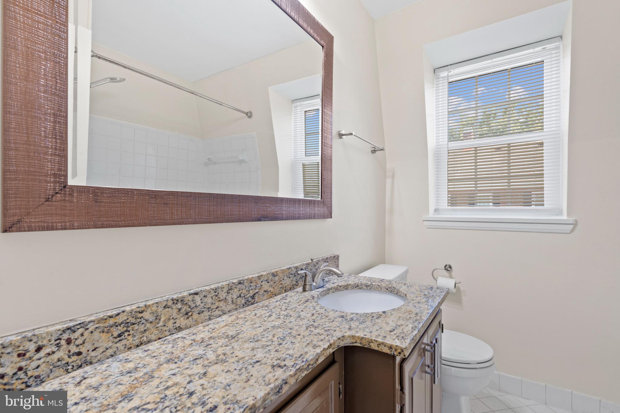 FAIRLINGTON MEADOWS - Residential Lease