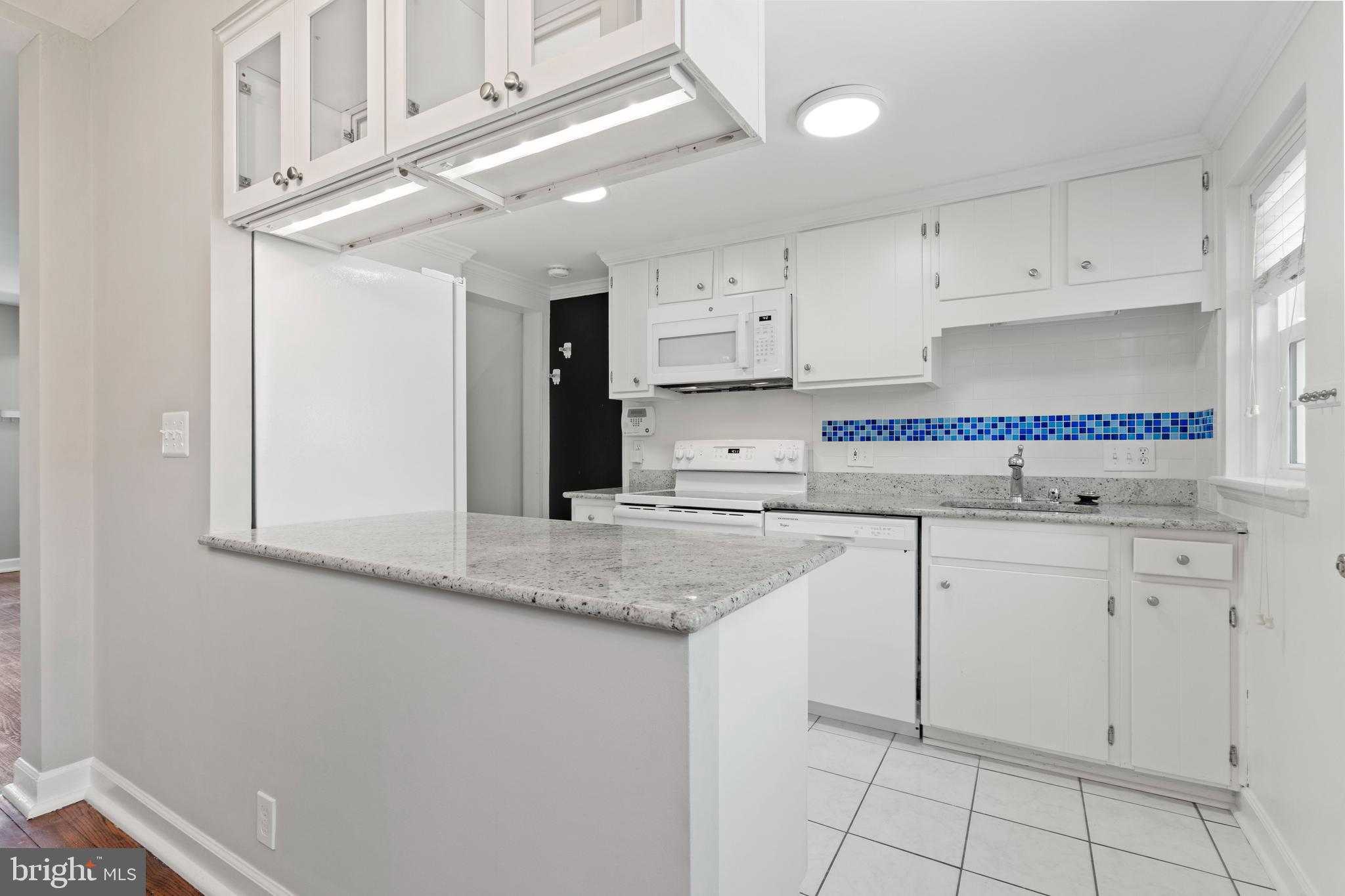 FAIRLINGTON MEADOWS - Residential Lease