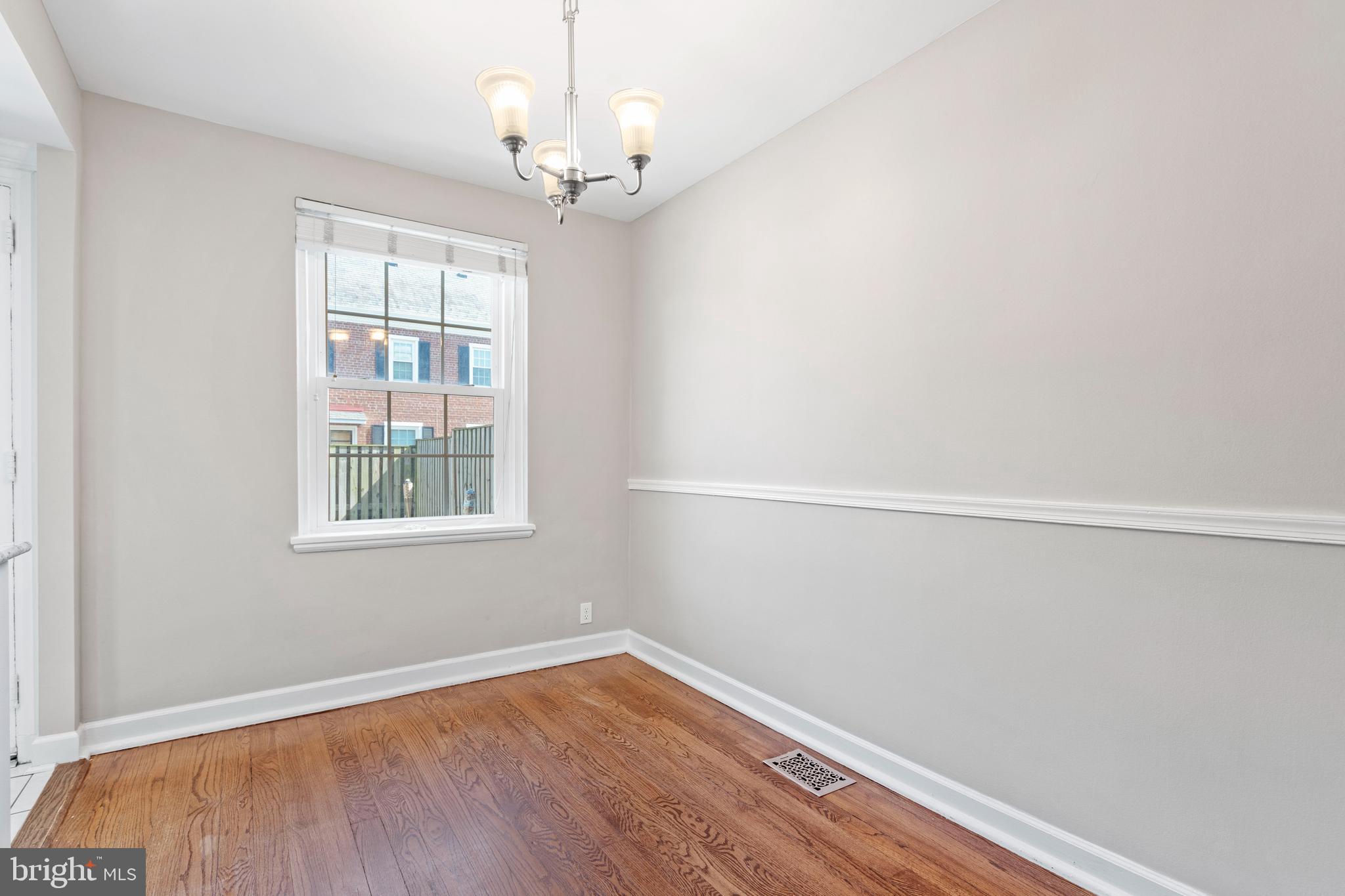 FAIRLINGTON MEADOWS - Residential Lease