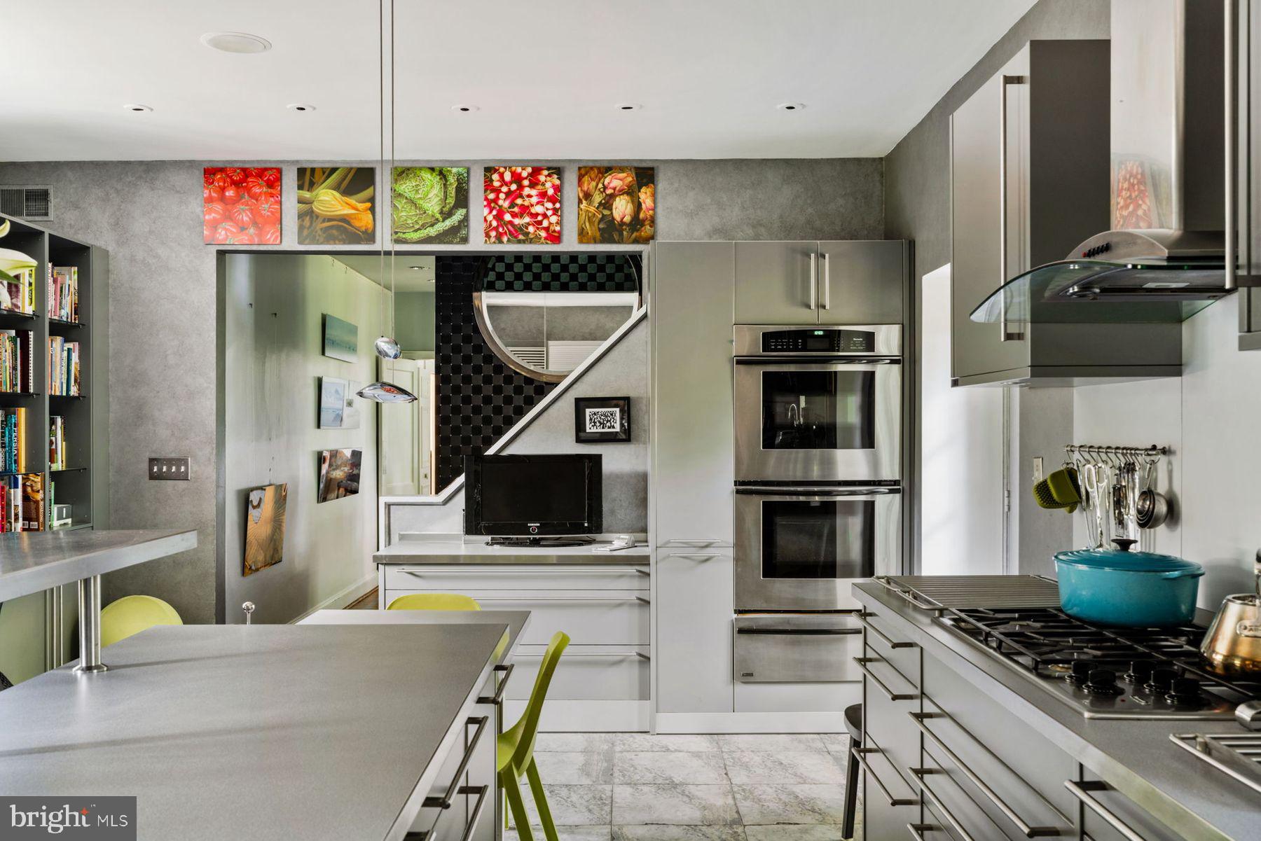 PHILADELPHIA (NORTHWEST) - Residential