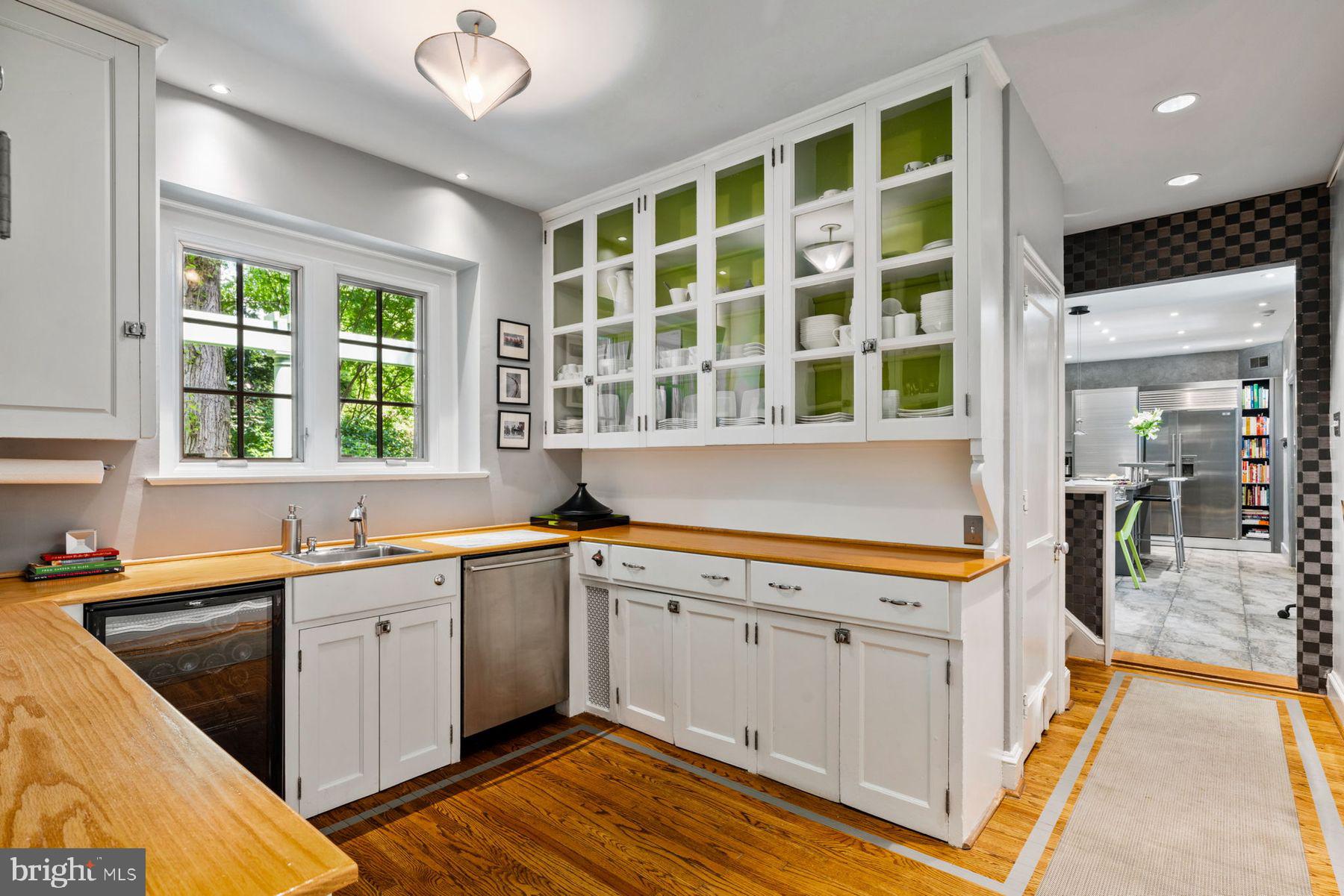 PHILADELPHIA (NORTHWEST) - Residential