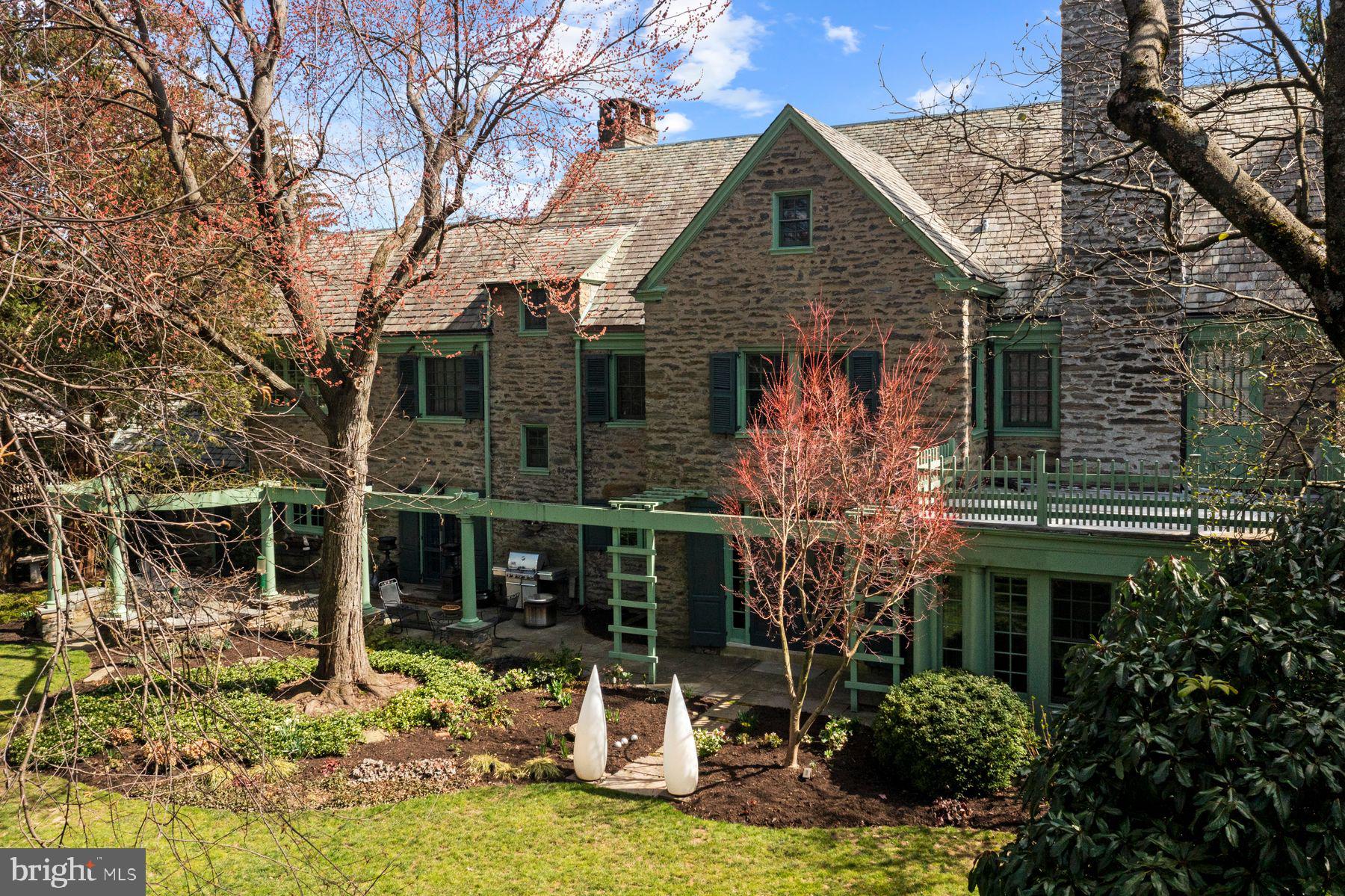 PHILADELPHIA (NORTHWEST) - Residential