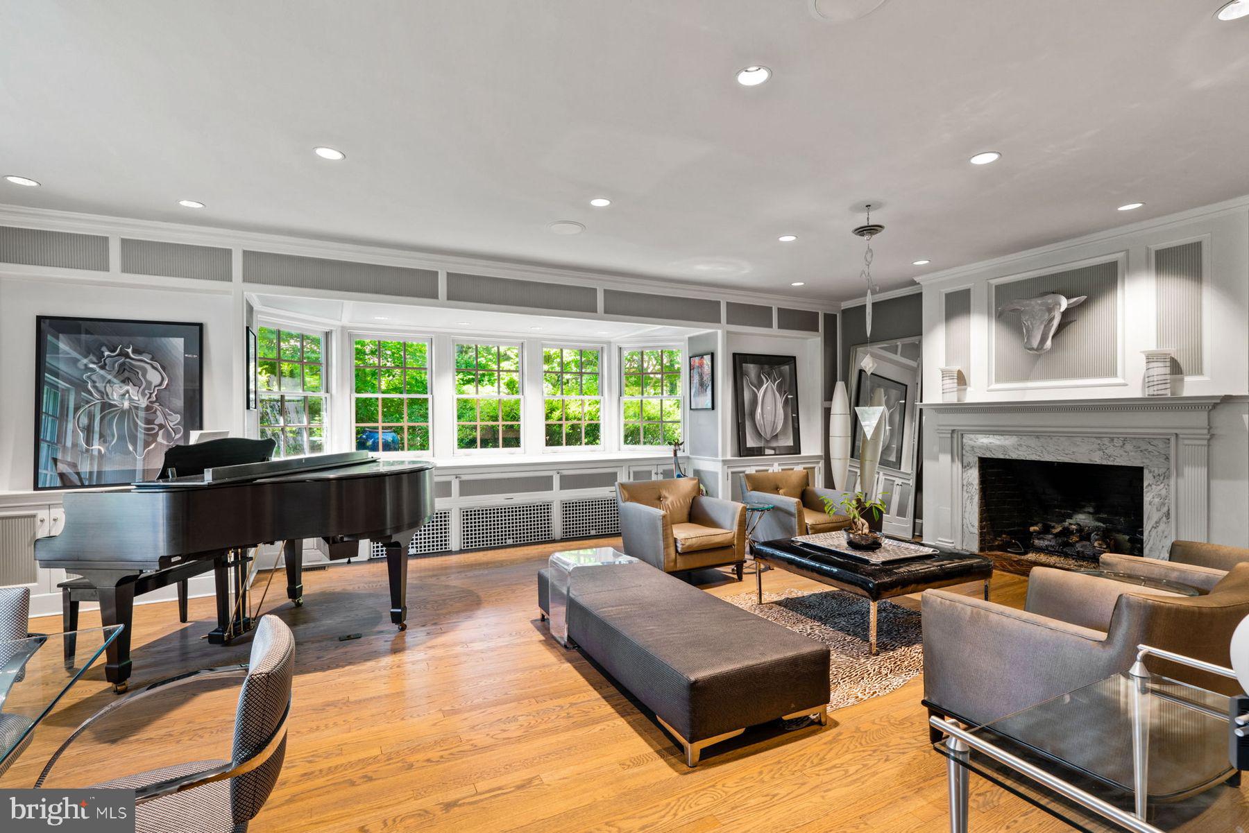 PHILADELPHIA (NORTHWEST) - Residential