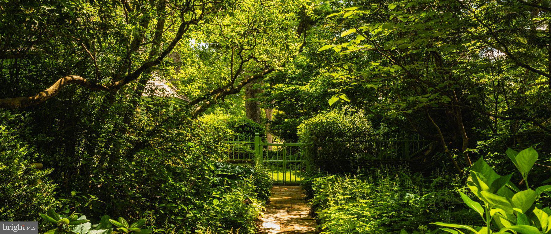 PHILADELPHIA (NORTHWEST) - Residential