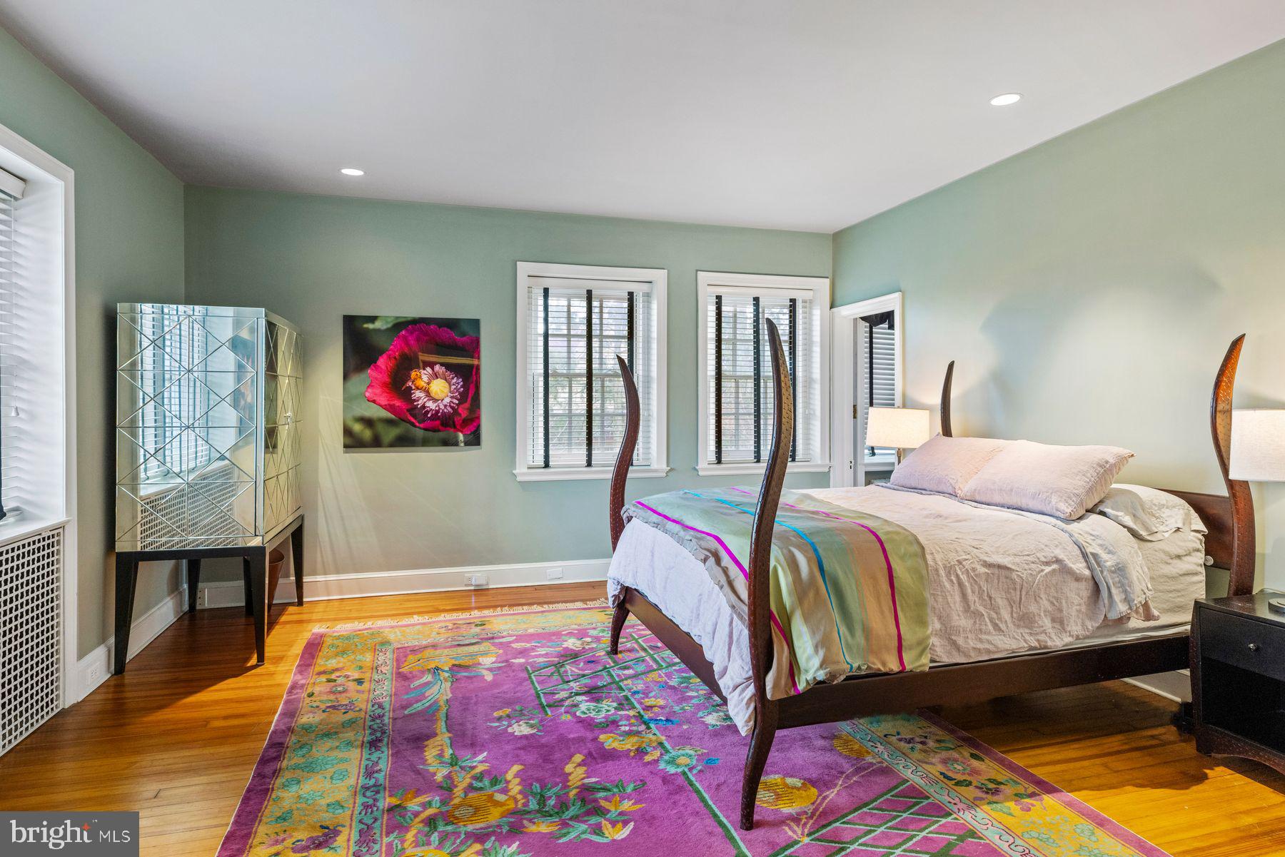 PHILADELPHIA (NORTHWEST) - Residential