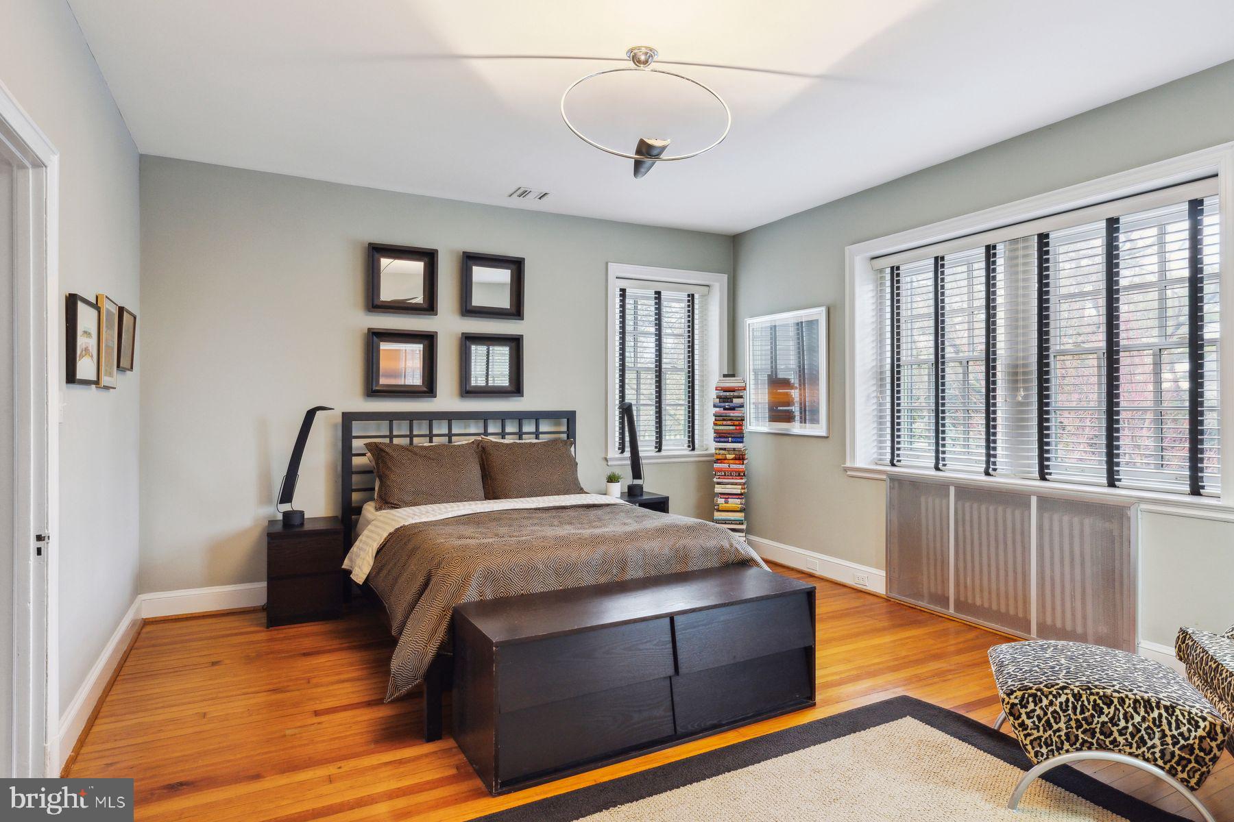 PHILADELPHIA (NORTHWEST) - Residential