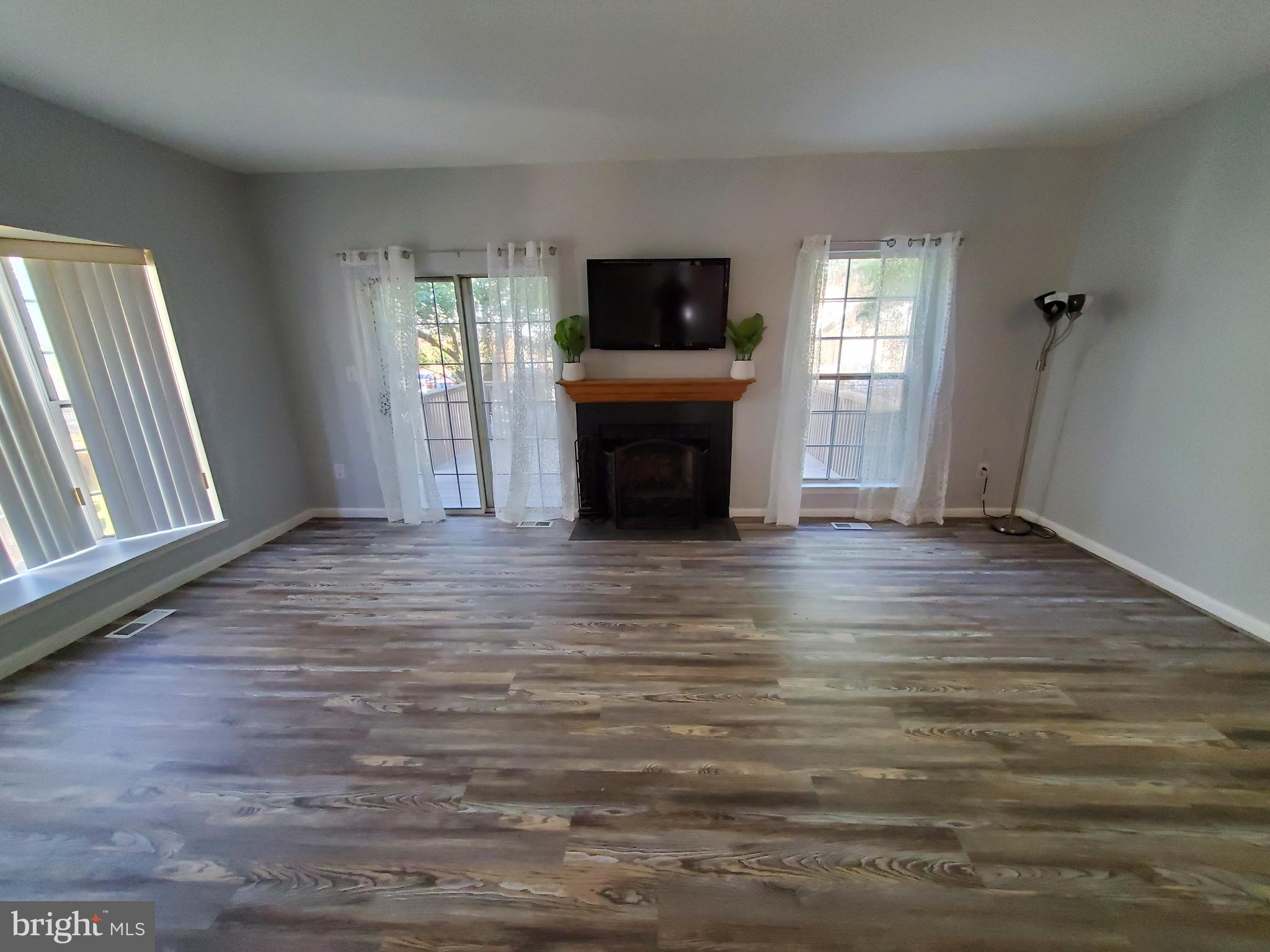 SOUTH ADDISON HGHTS TOWN - Residential