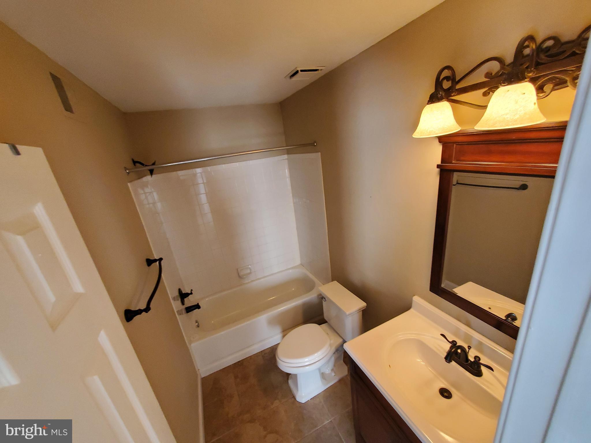 SOUTH ADDISON HGHTS TOWN - Residential