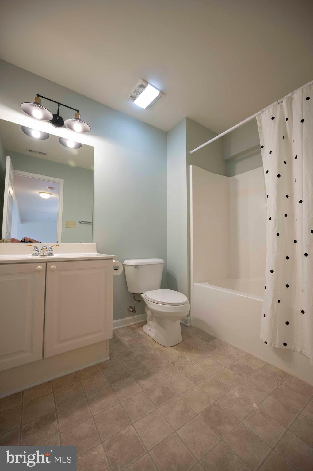 FERNBANK - Residential