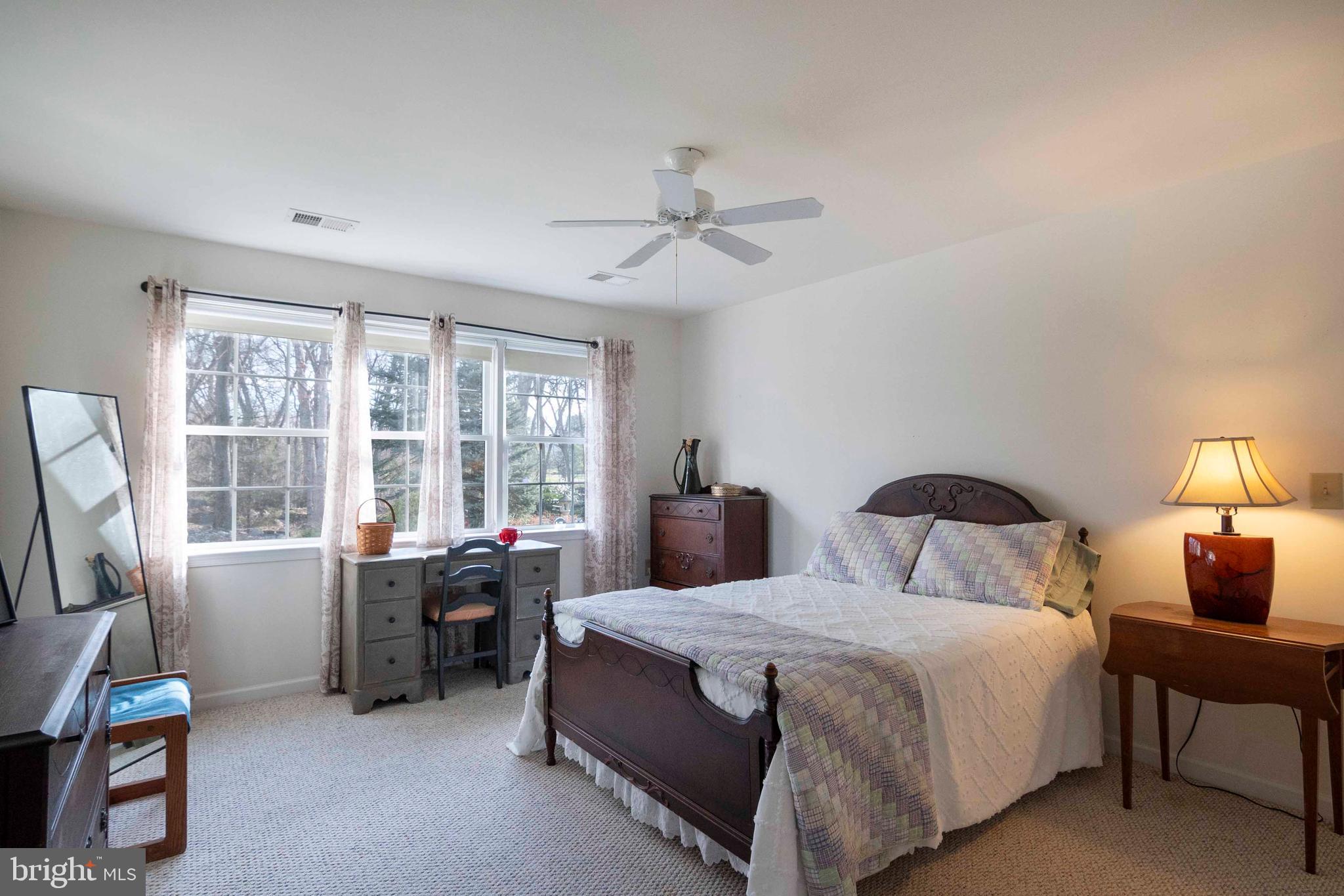 FERNBANK - Residential