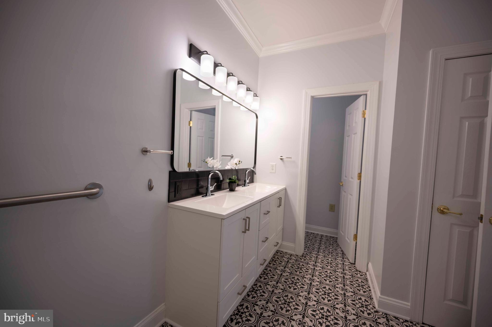 FERNBANK - Residential