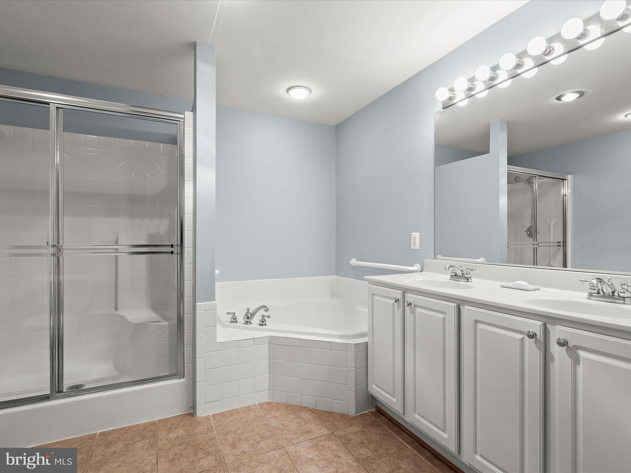 WYNDHAM COMMON - Residential