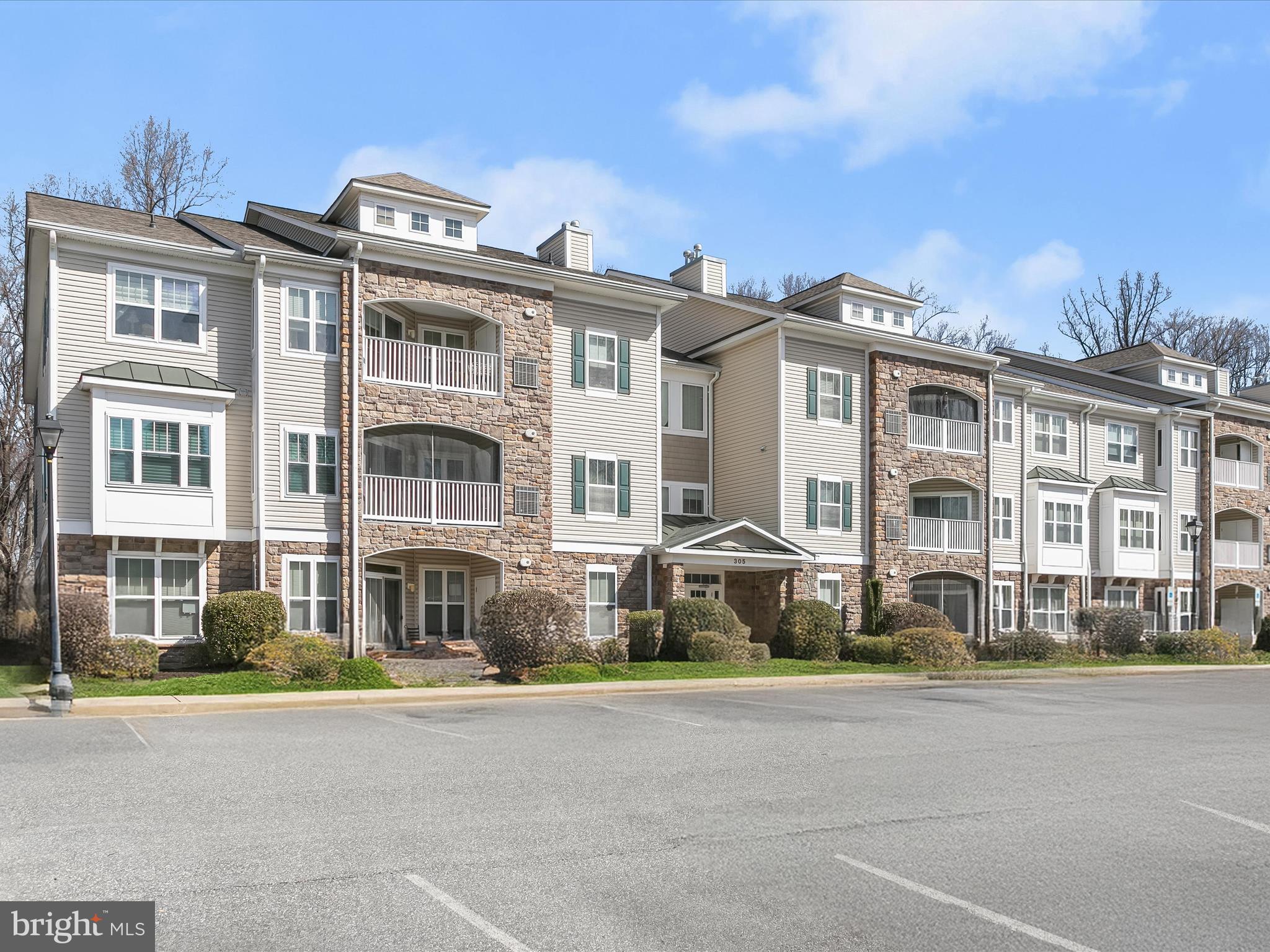 WYNDHAM COMMON - Residential