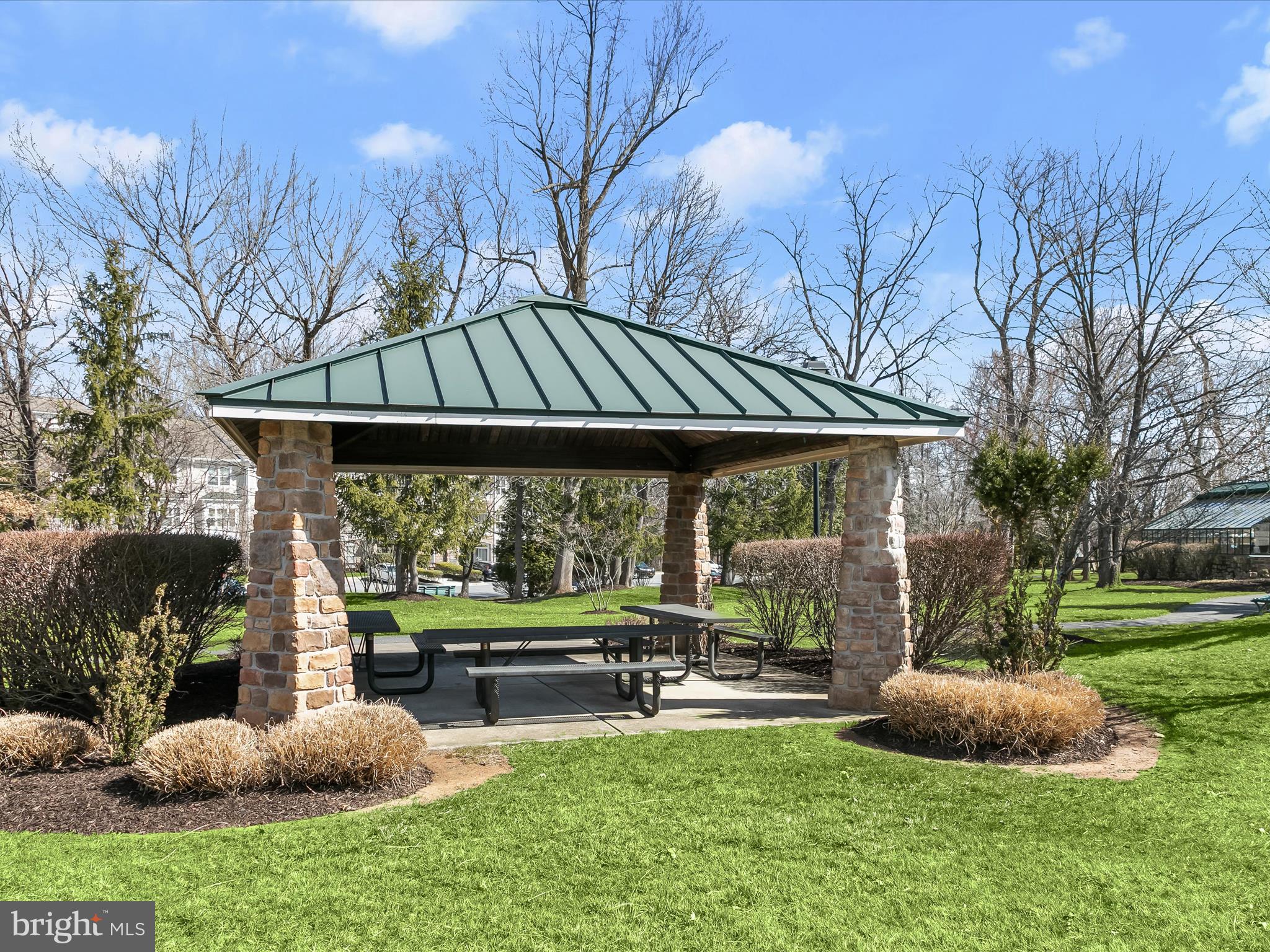 WYNDHAM COMMON - Residential