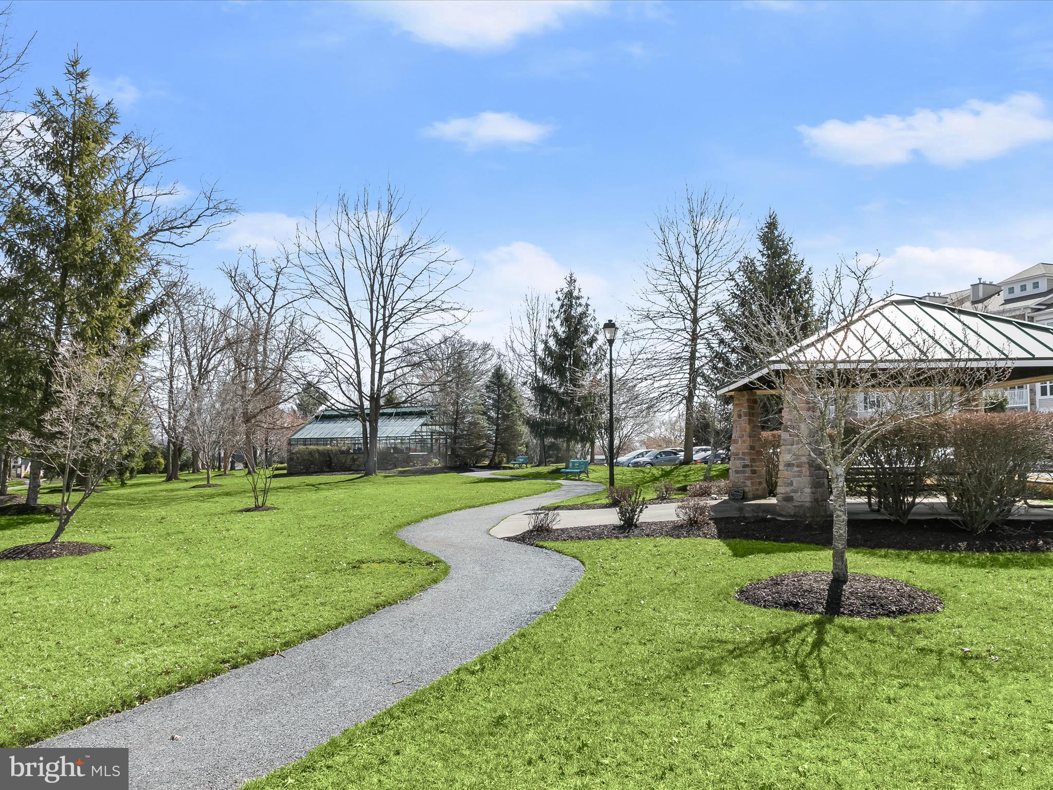 WYNDHAM COMMON - Residential