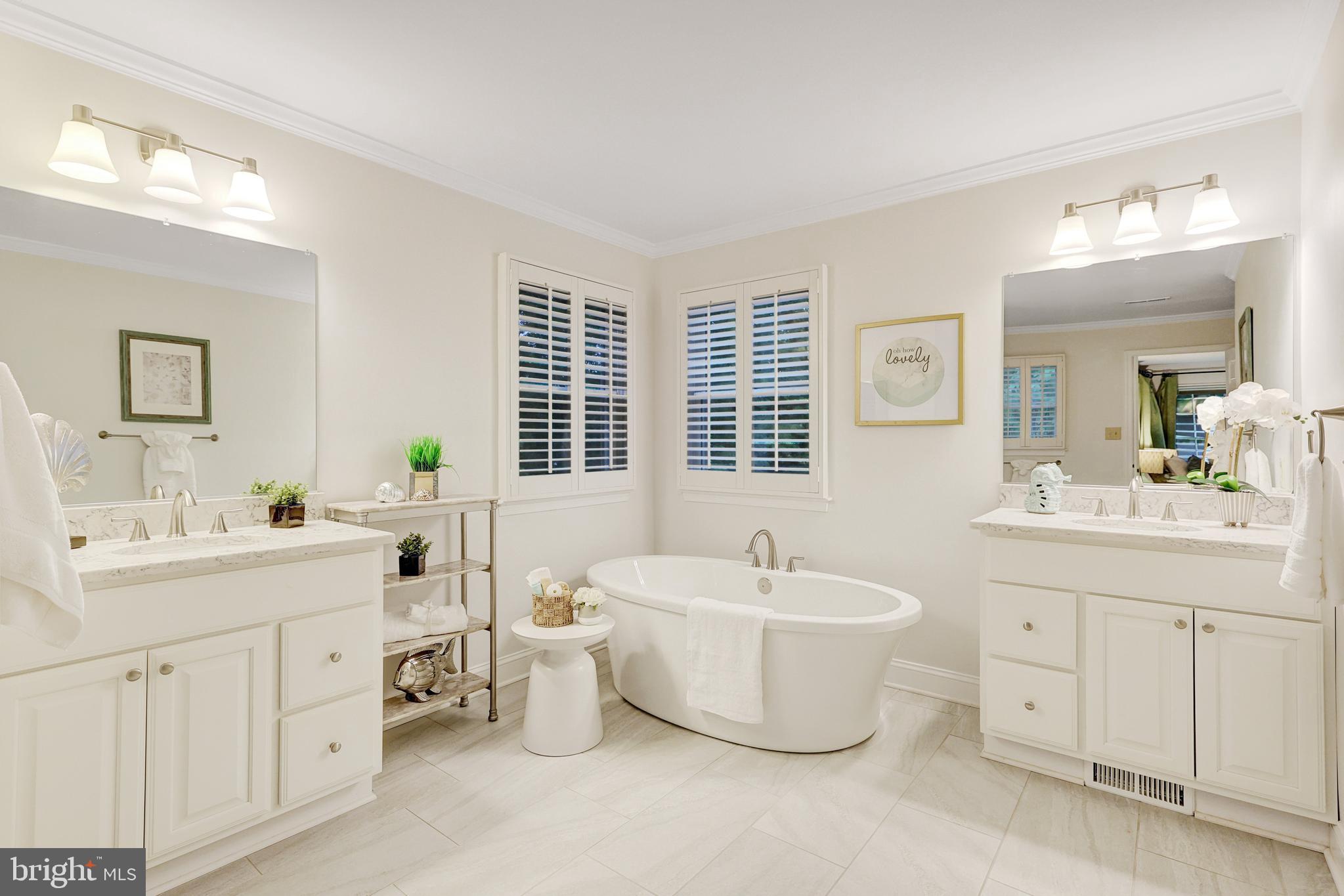 CENTURY OAK - Residential