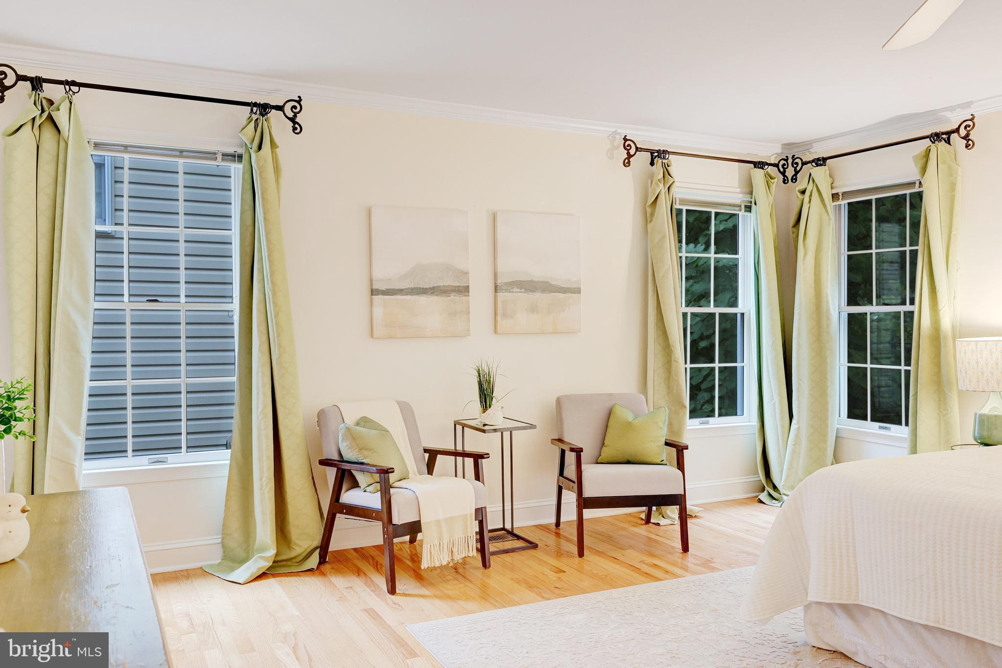 CENTURY OAK - Residential