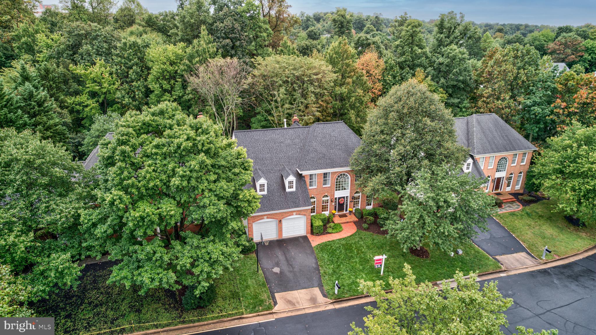 CENTURY OAK - Residential