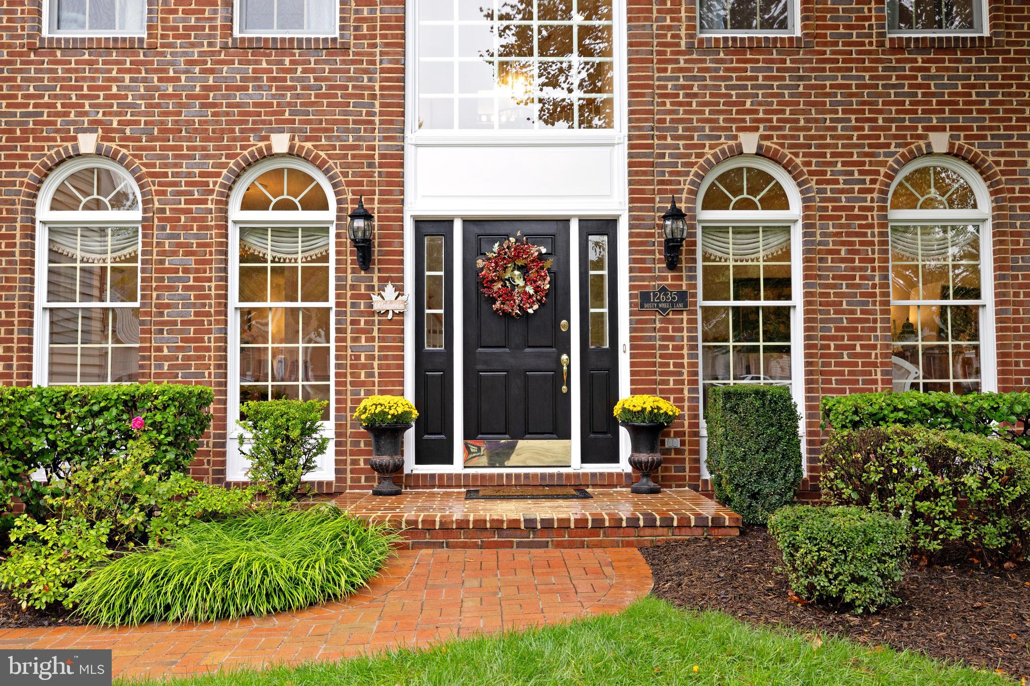 CENTURY OAK - Residential