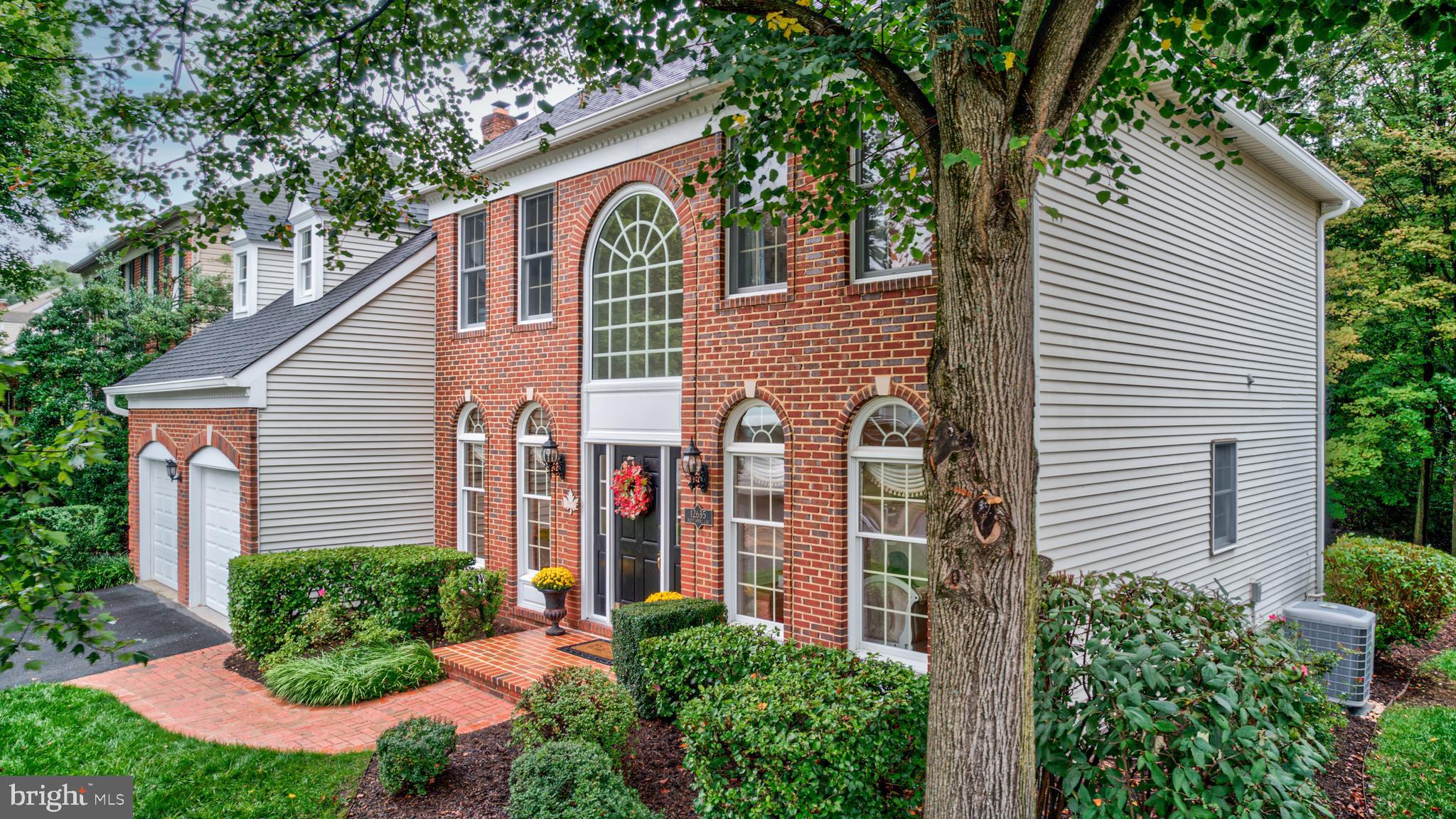 CENTURY OAK - Residential