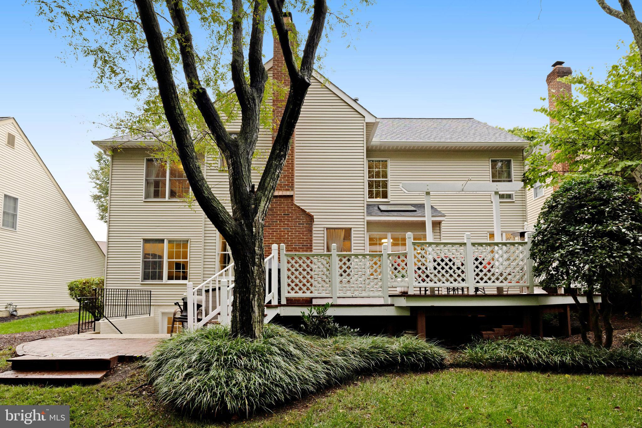 CENTURY OAK - Residential