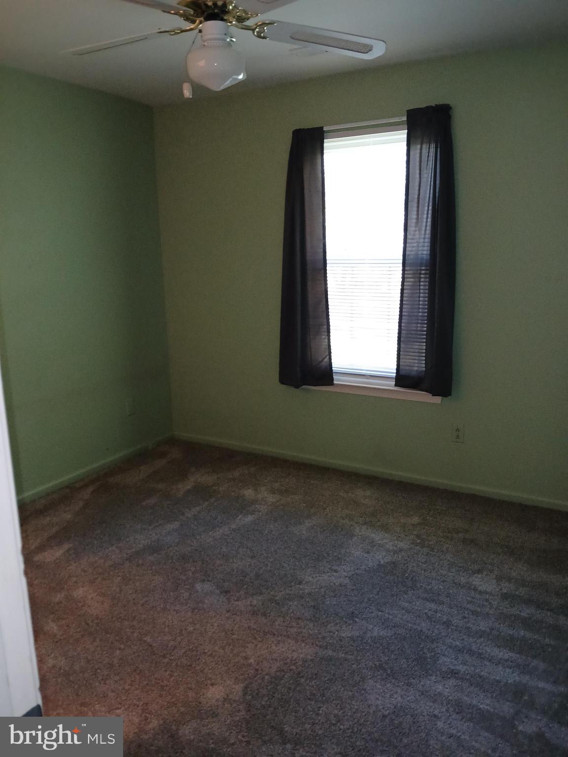 1803 HUNTINGDON MEWS