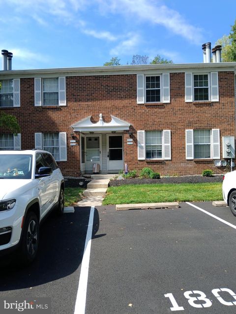 1803 HUNTINGDON MEWS CLEMENTON NJ 08021