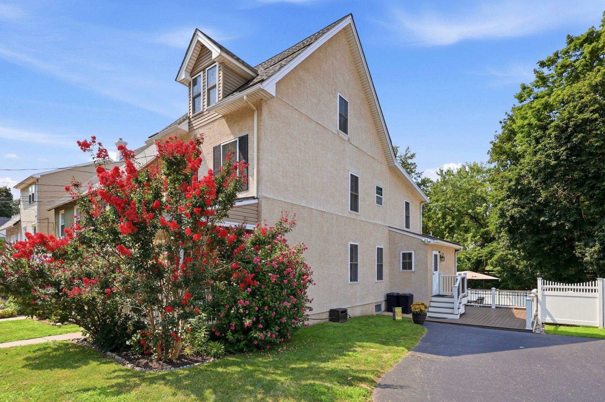 238 MOOREHEAD AVENUE
